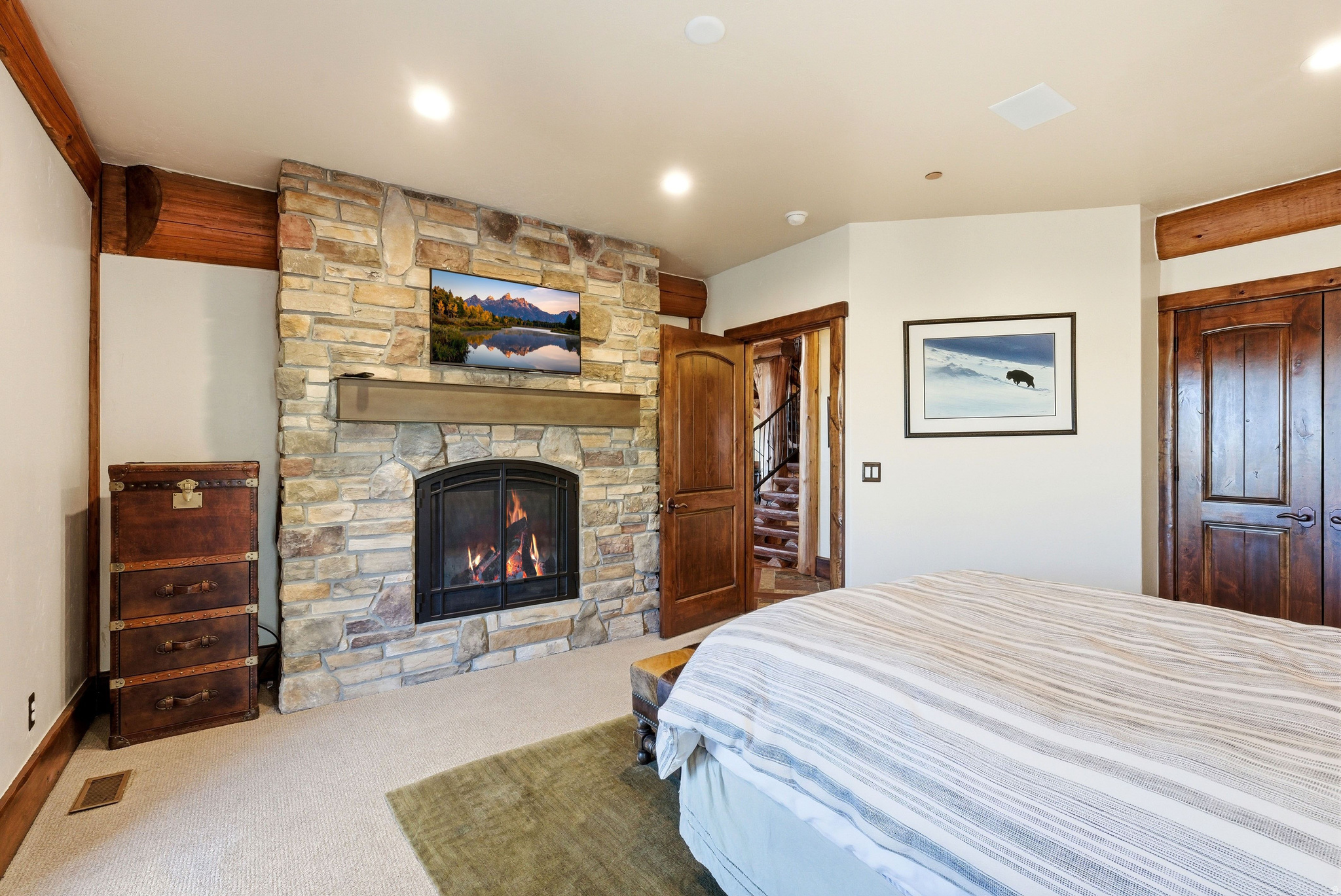 main property photo 68