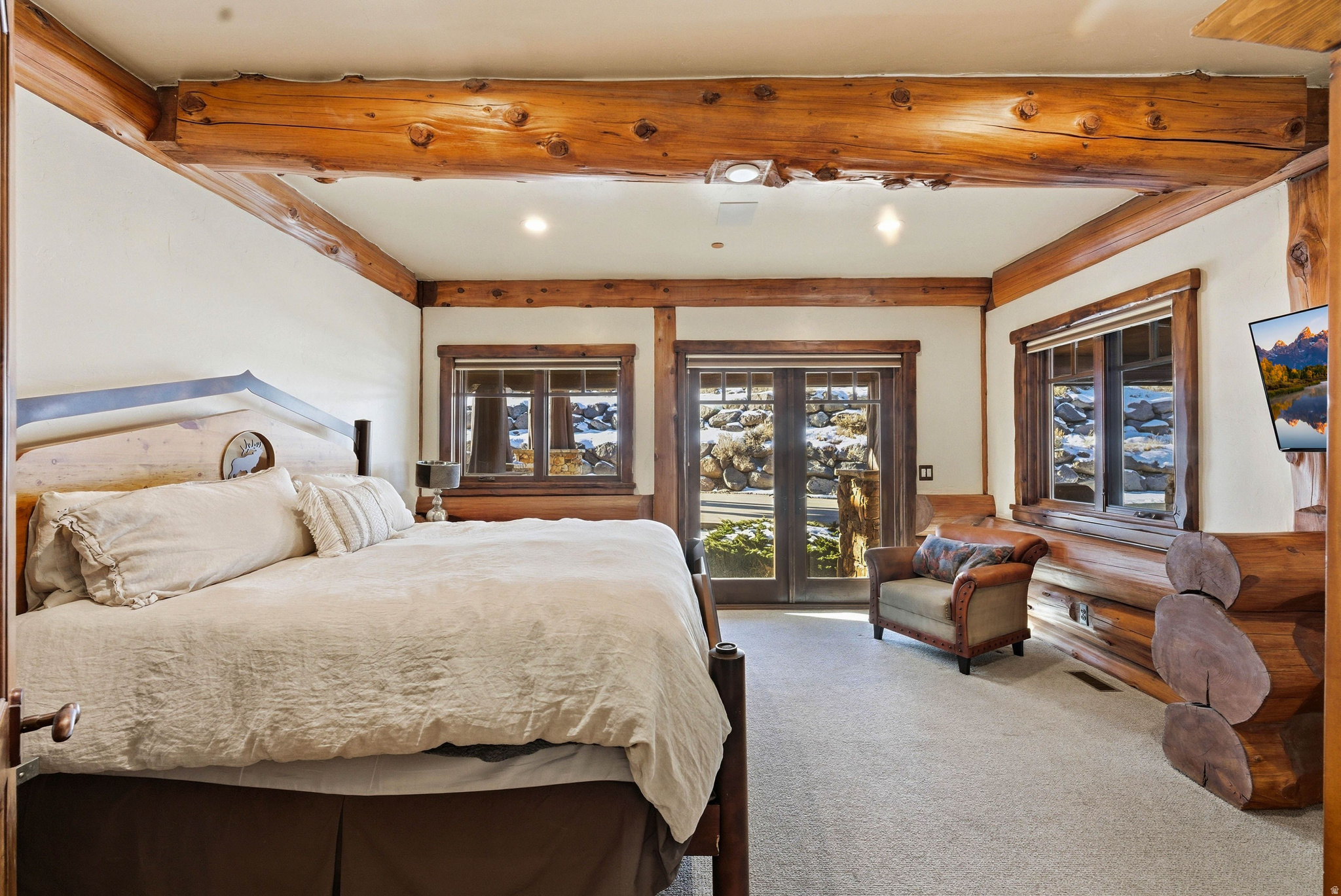 main property photo 70
