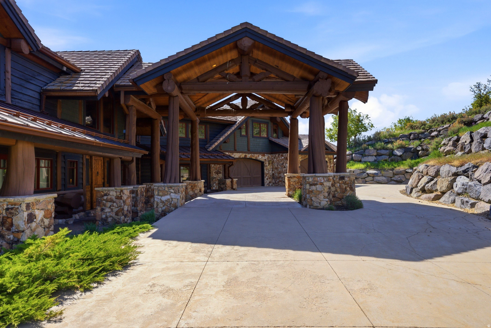 main property photo 86