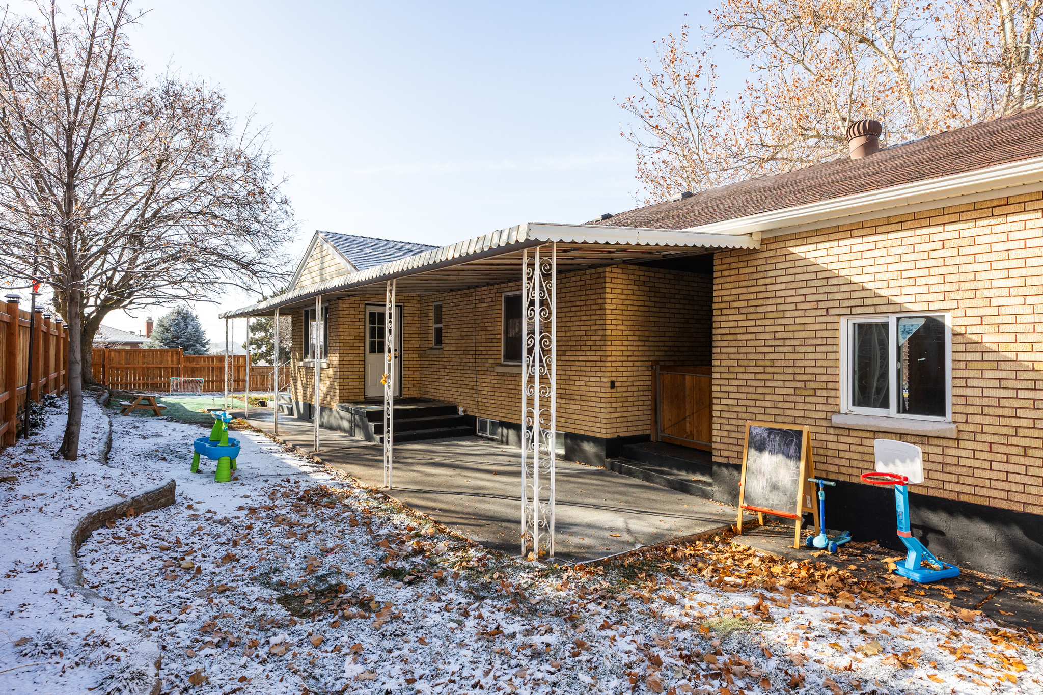 main property photo 29