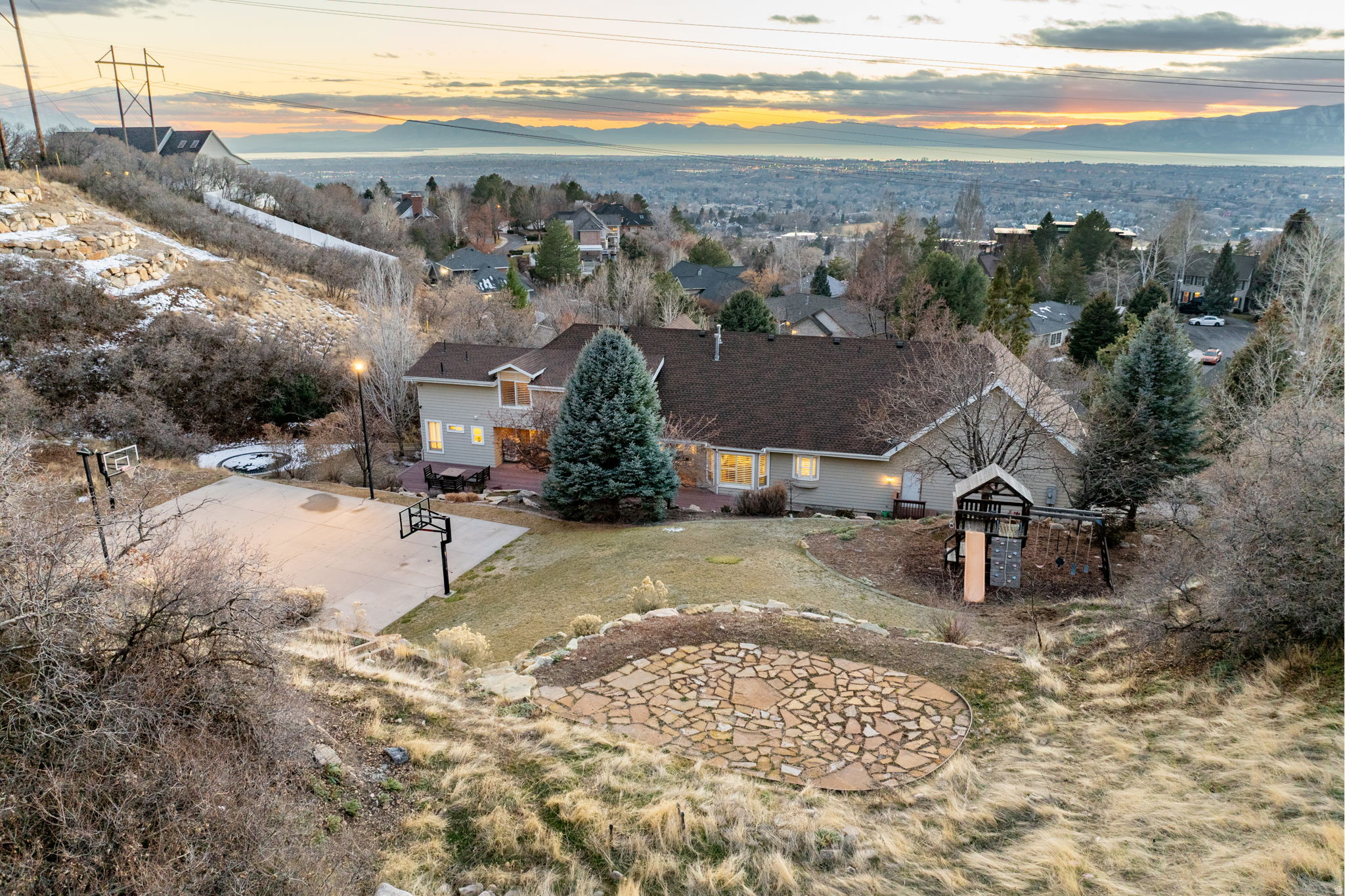 main property photo 65