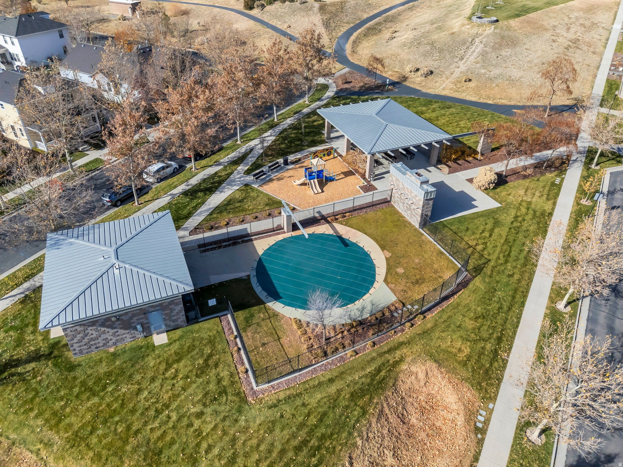main property photo 60
