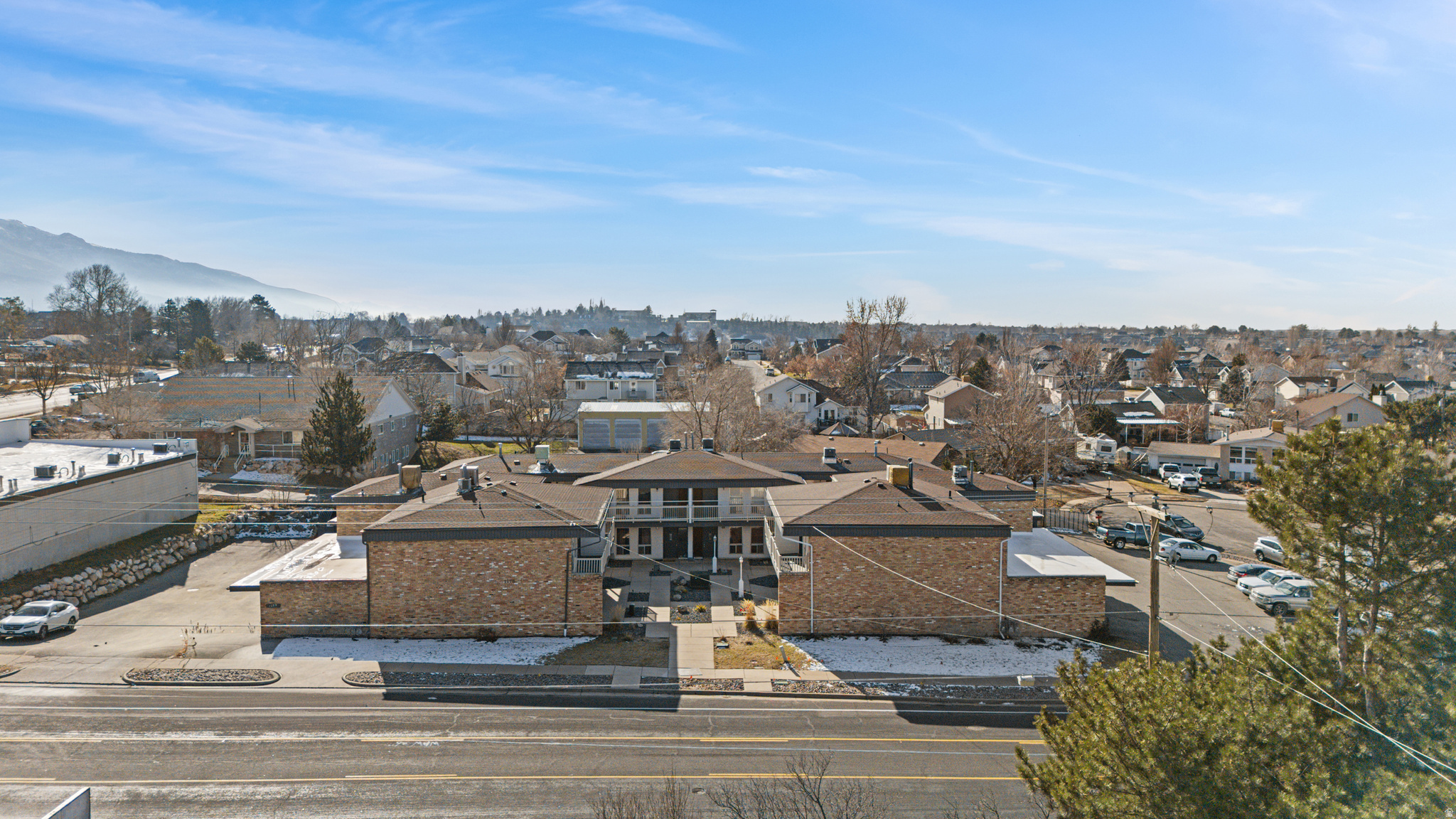 main property photo 37