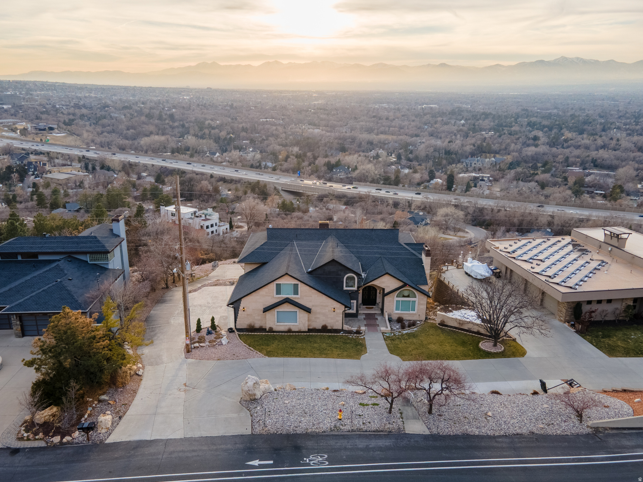 main property photo 44