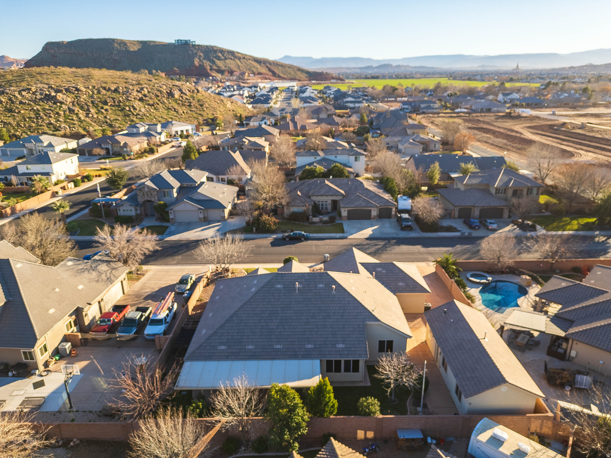 main property photo 45