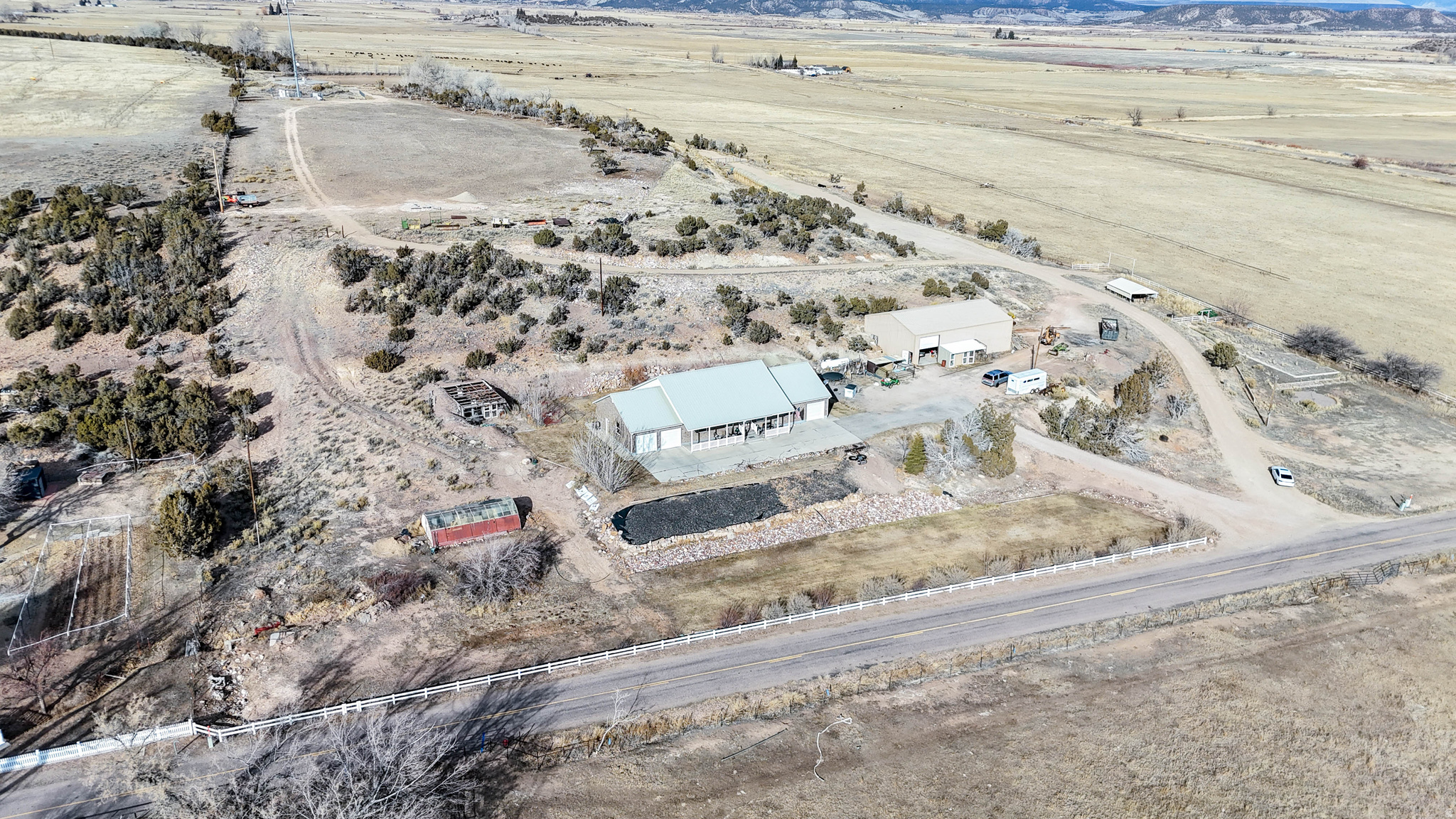 main property photo 37