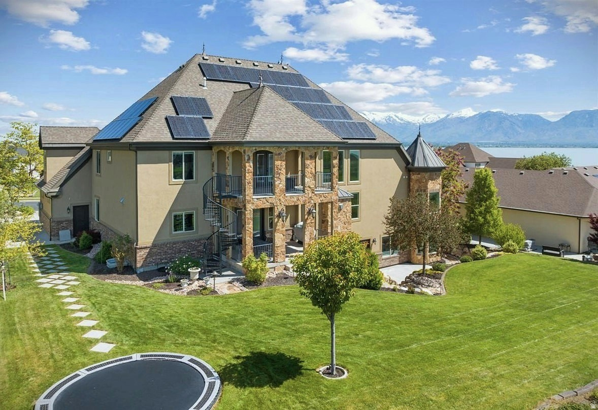 main property photo 89