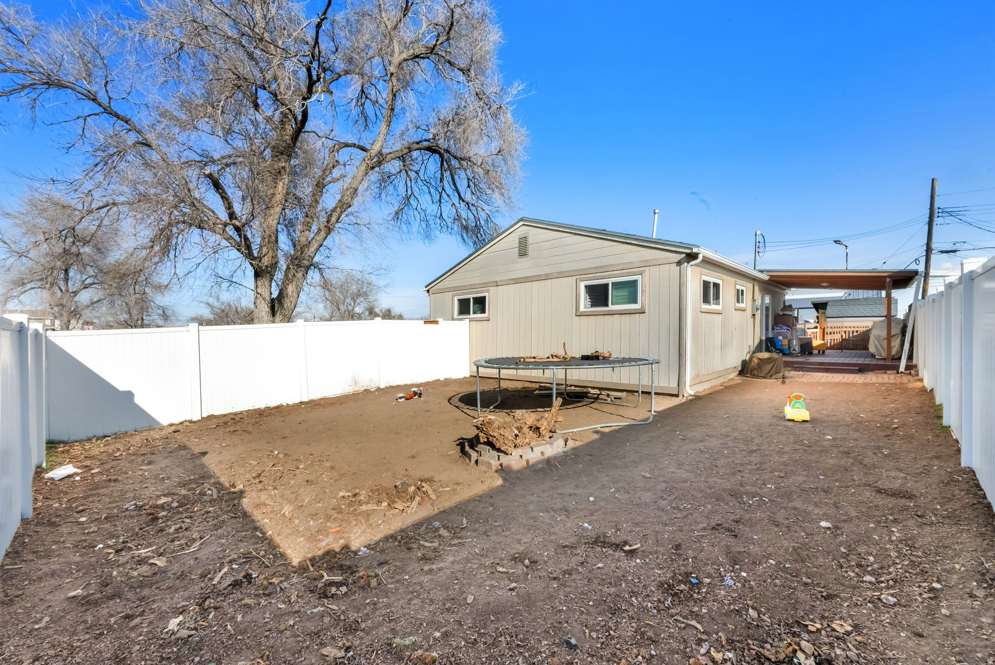 main property photo 12