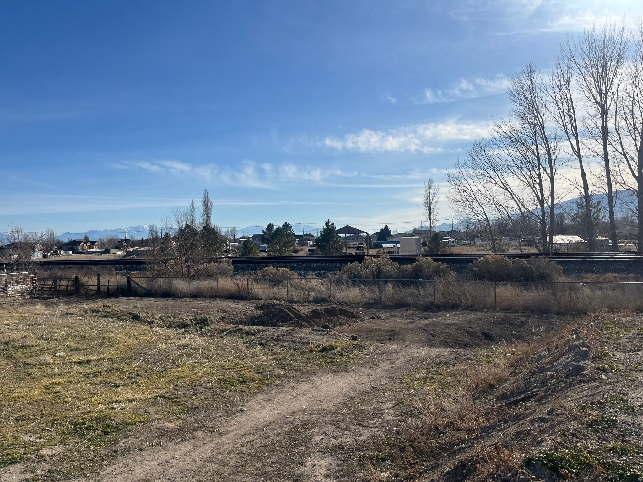 main property photo 7