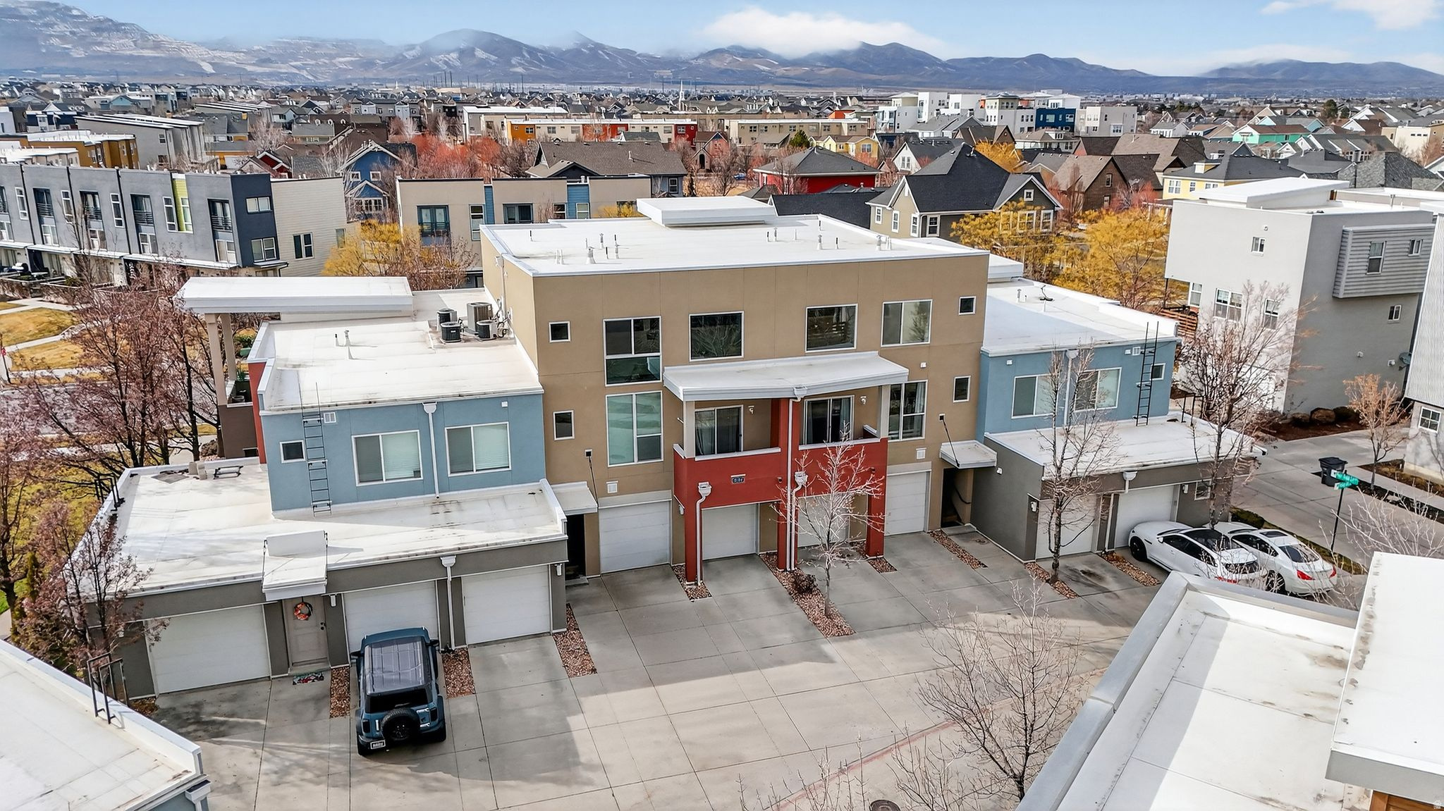 main property photo 20