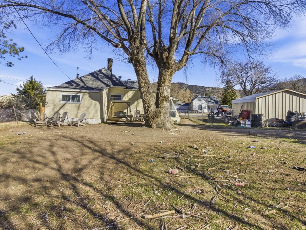 main property photo 34