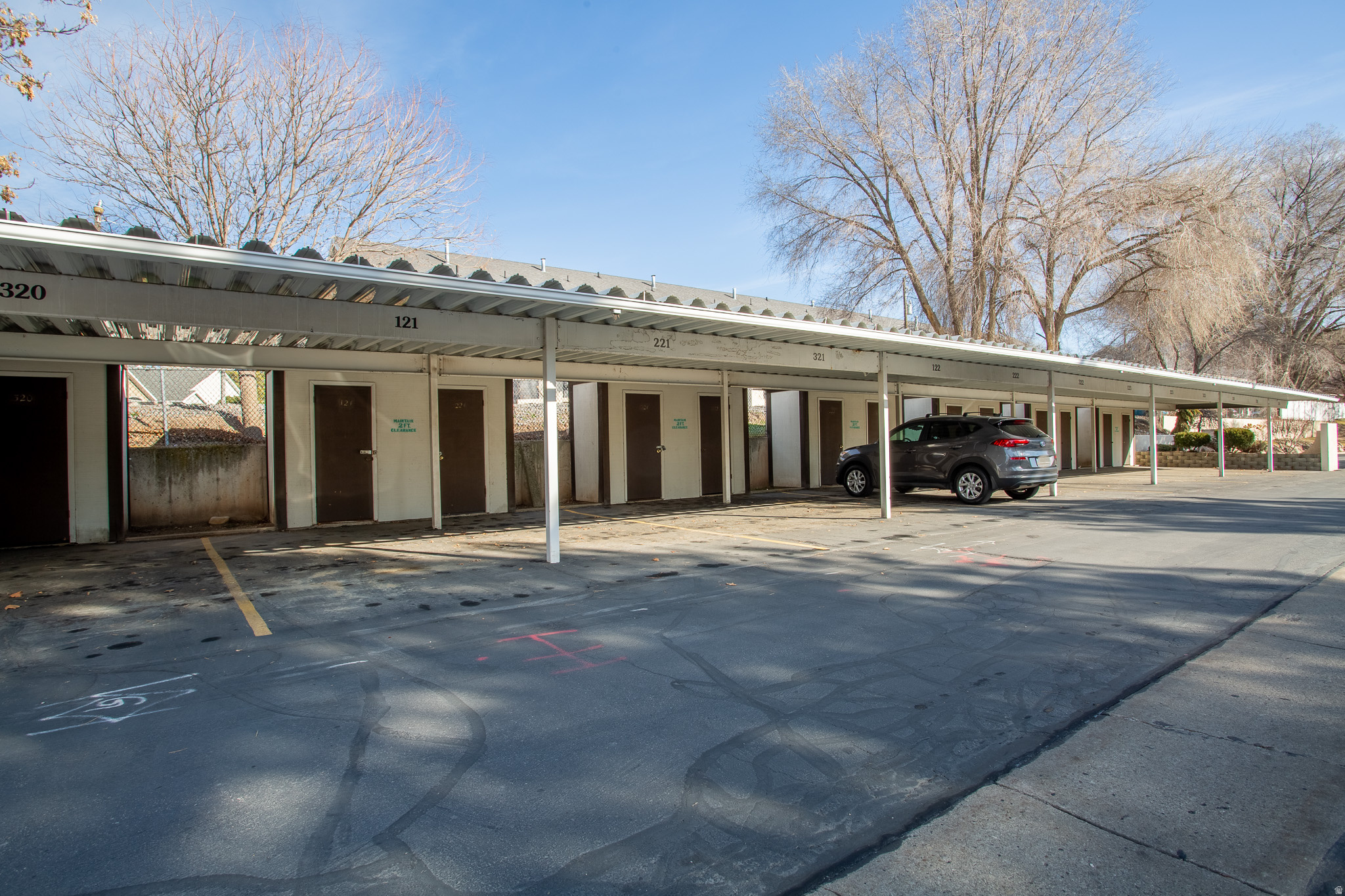 main property photo 6