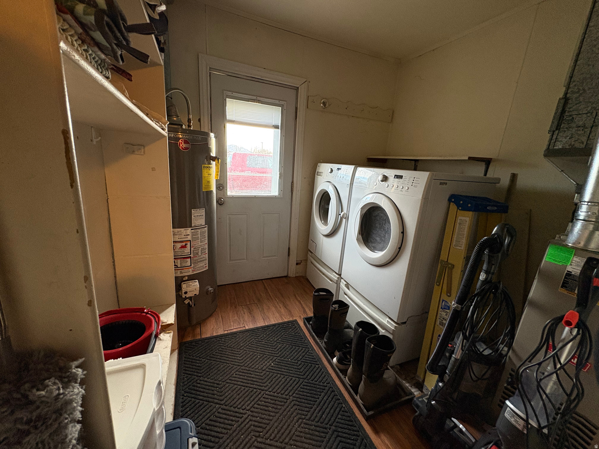 main property photo 35