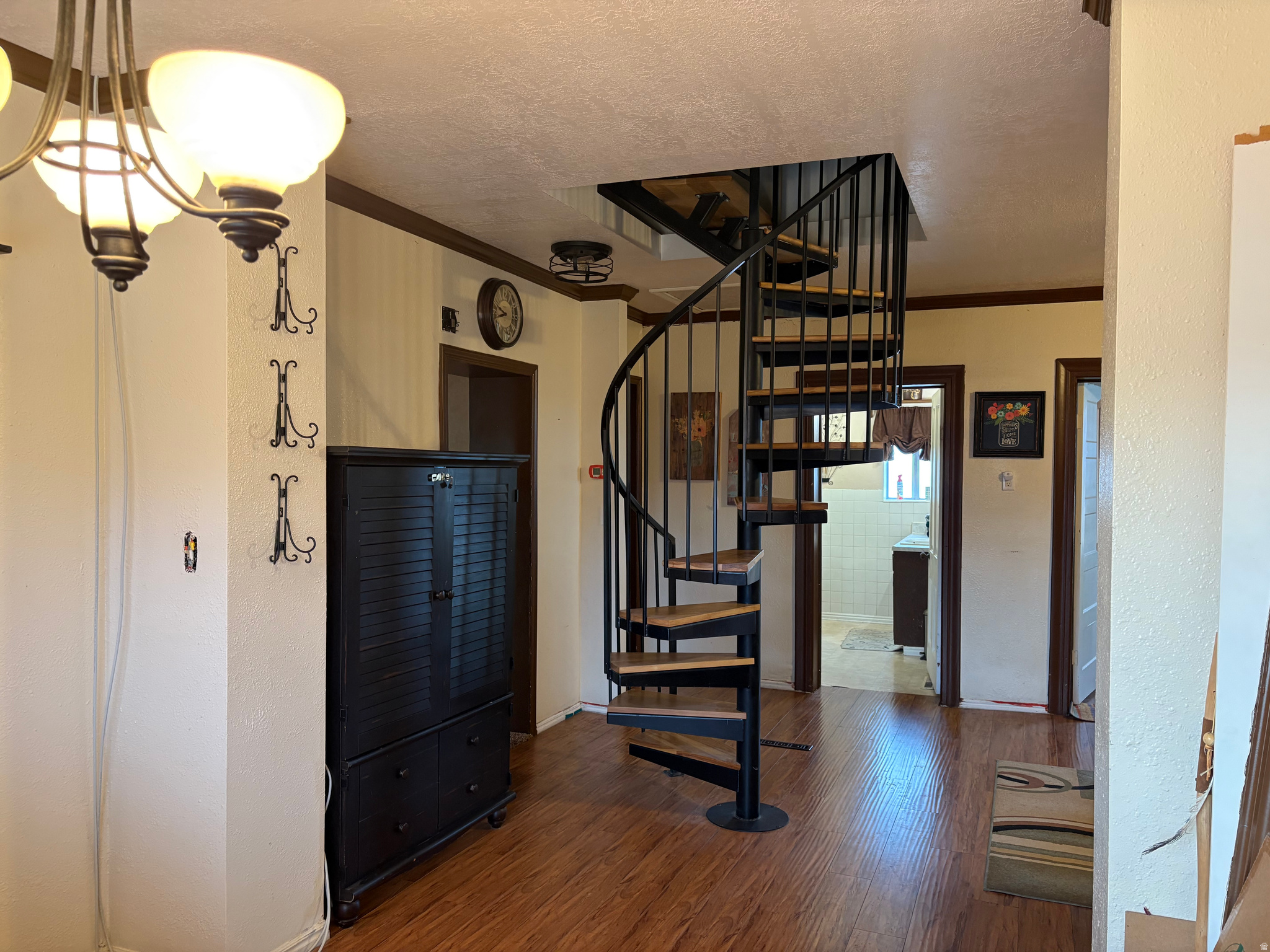 main property photo 47