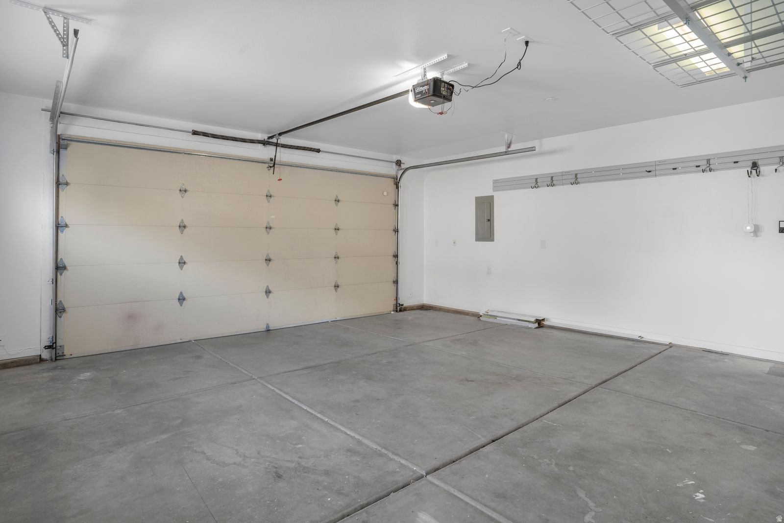 main property photo 67