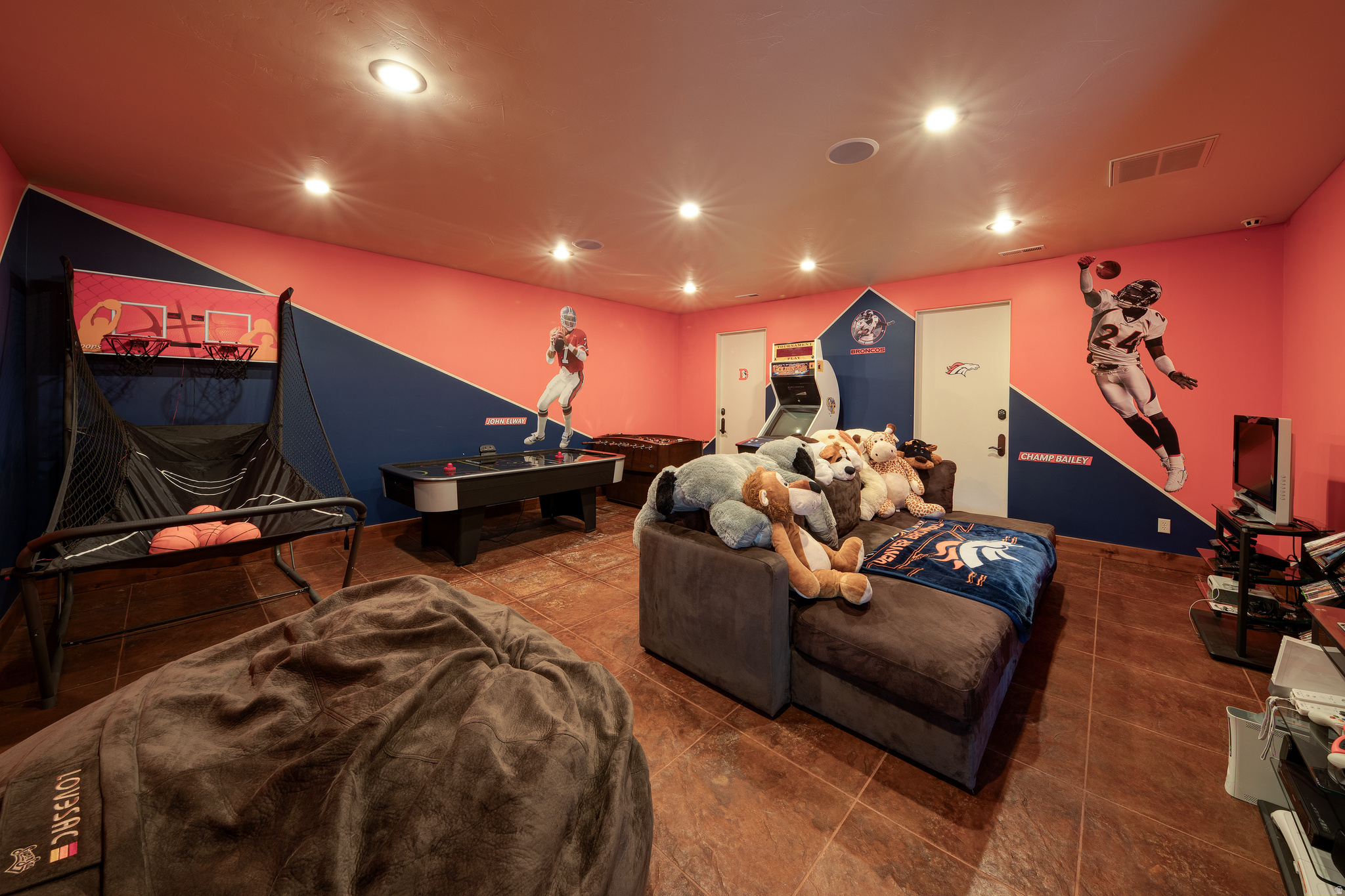 main property photo 50