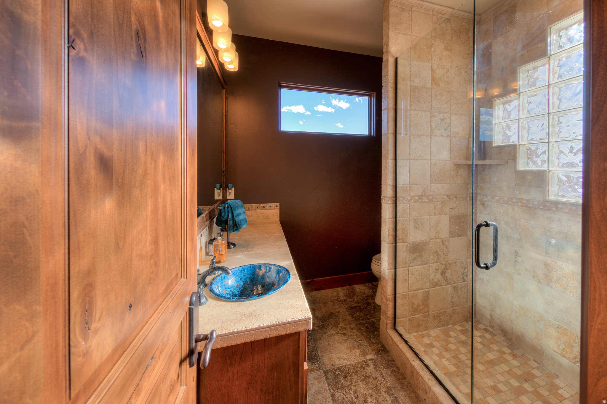 main property photo 58