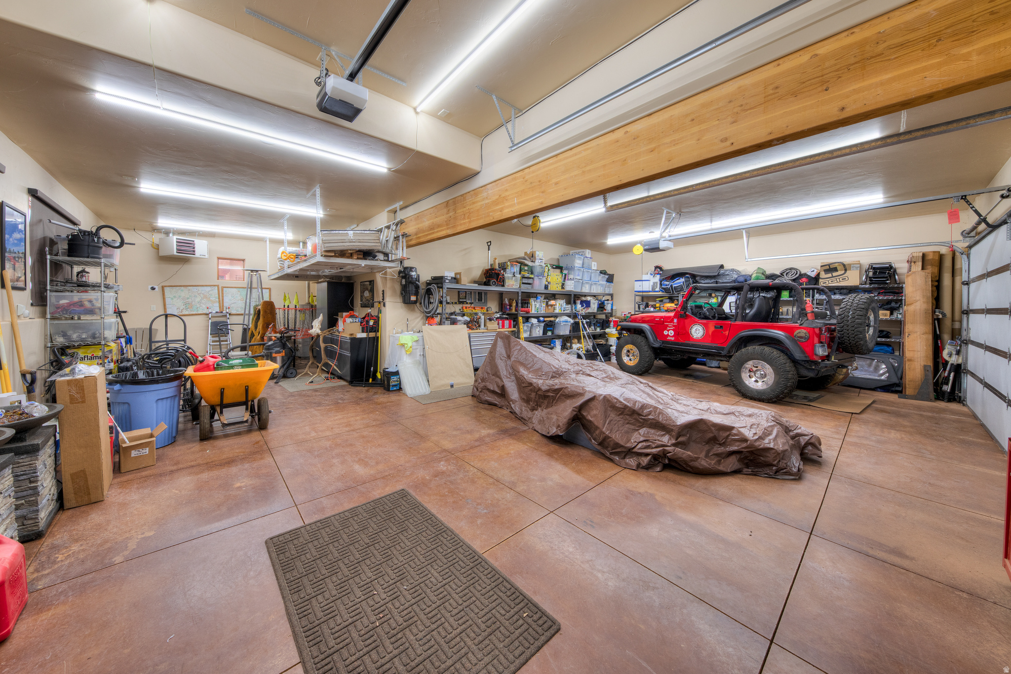 main property photo 78