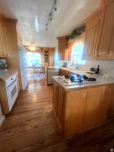 main property photo 10