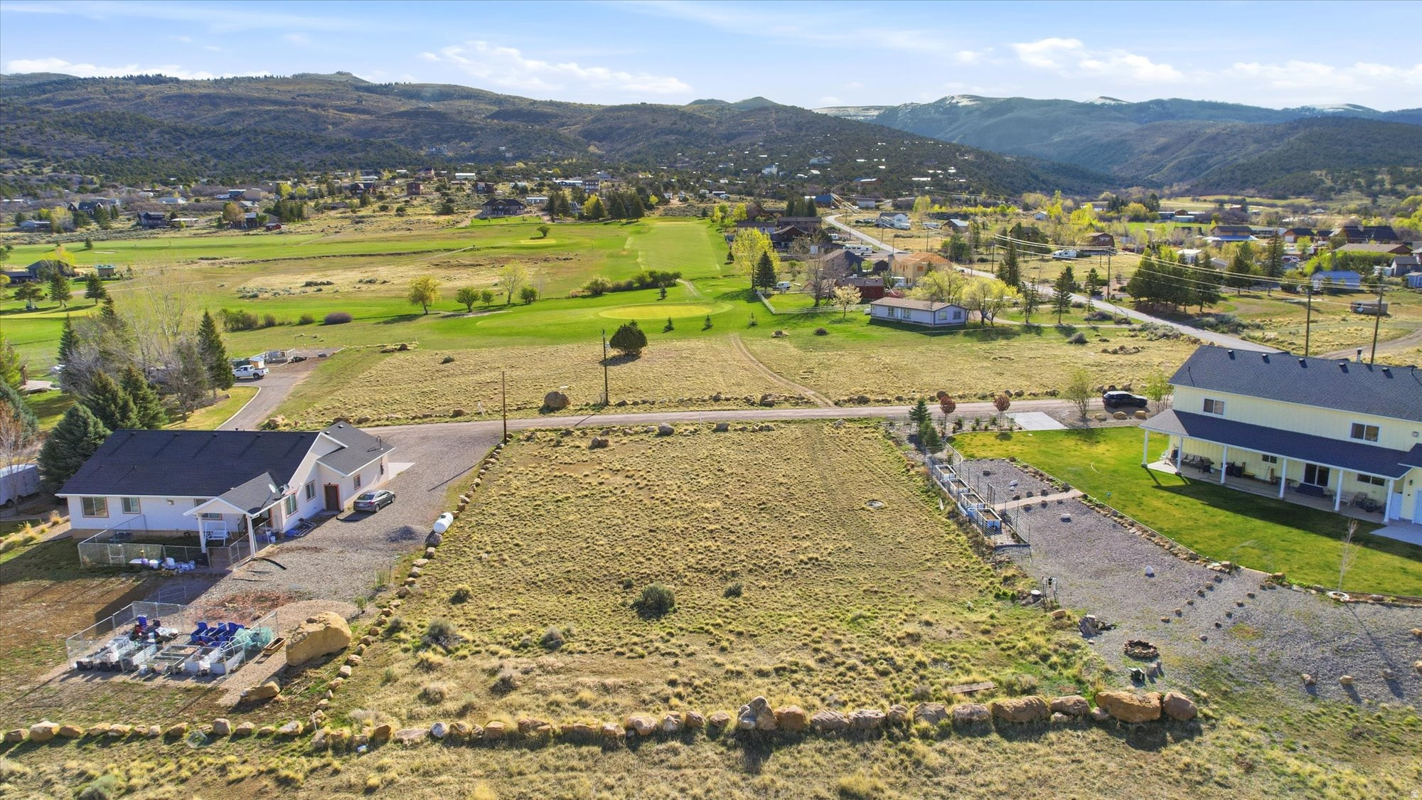 main property photo 32