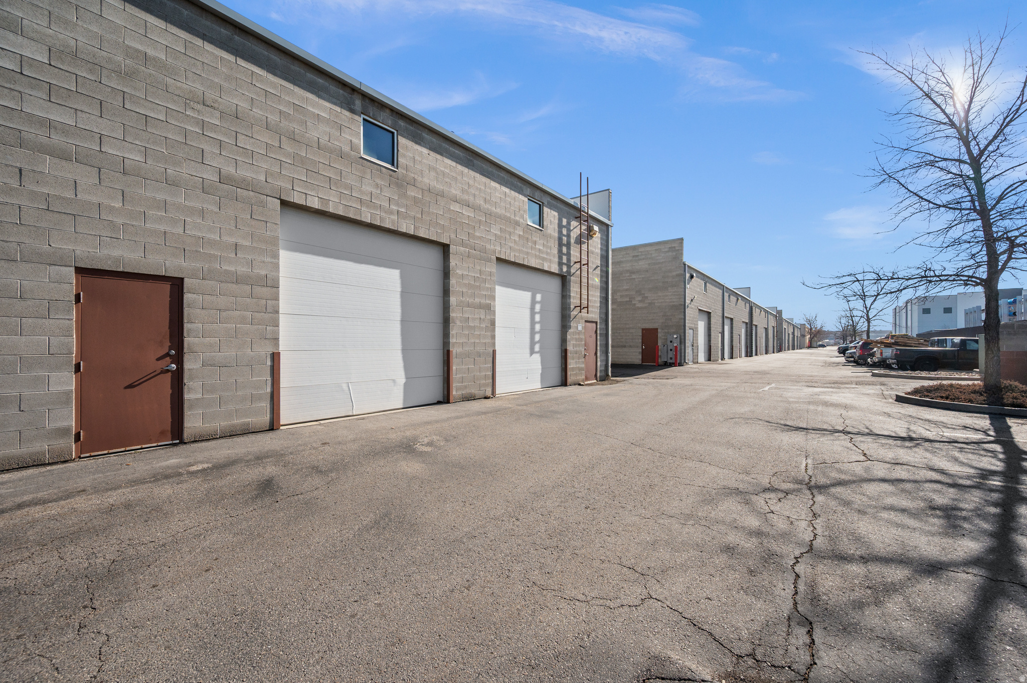 main property photo 15