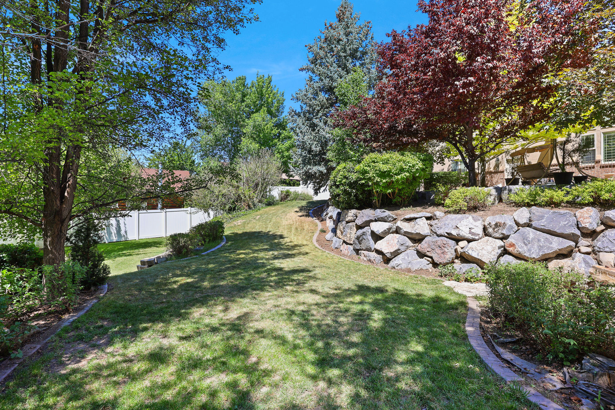 main property photo 75