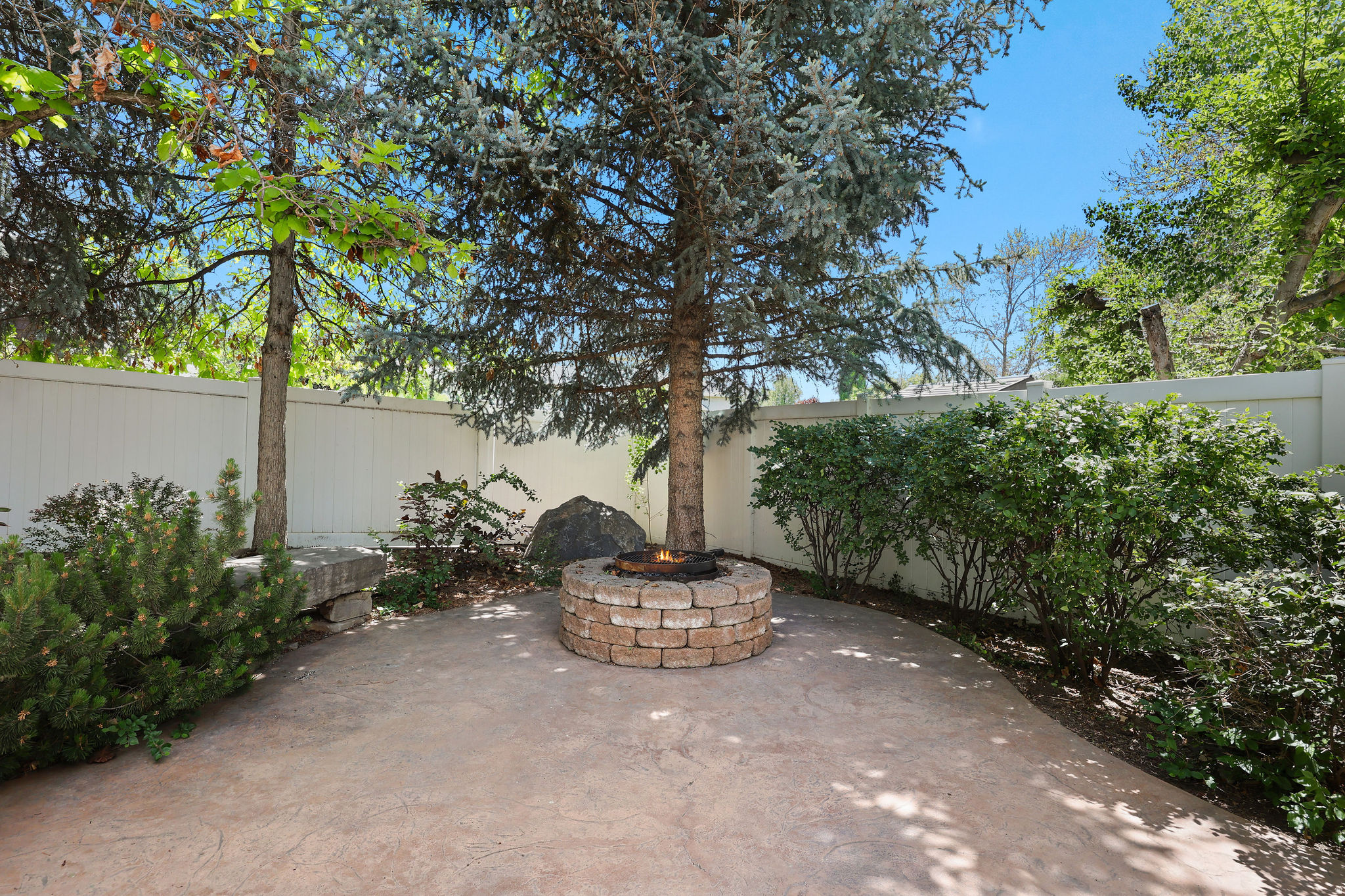 main property photo 76