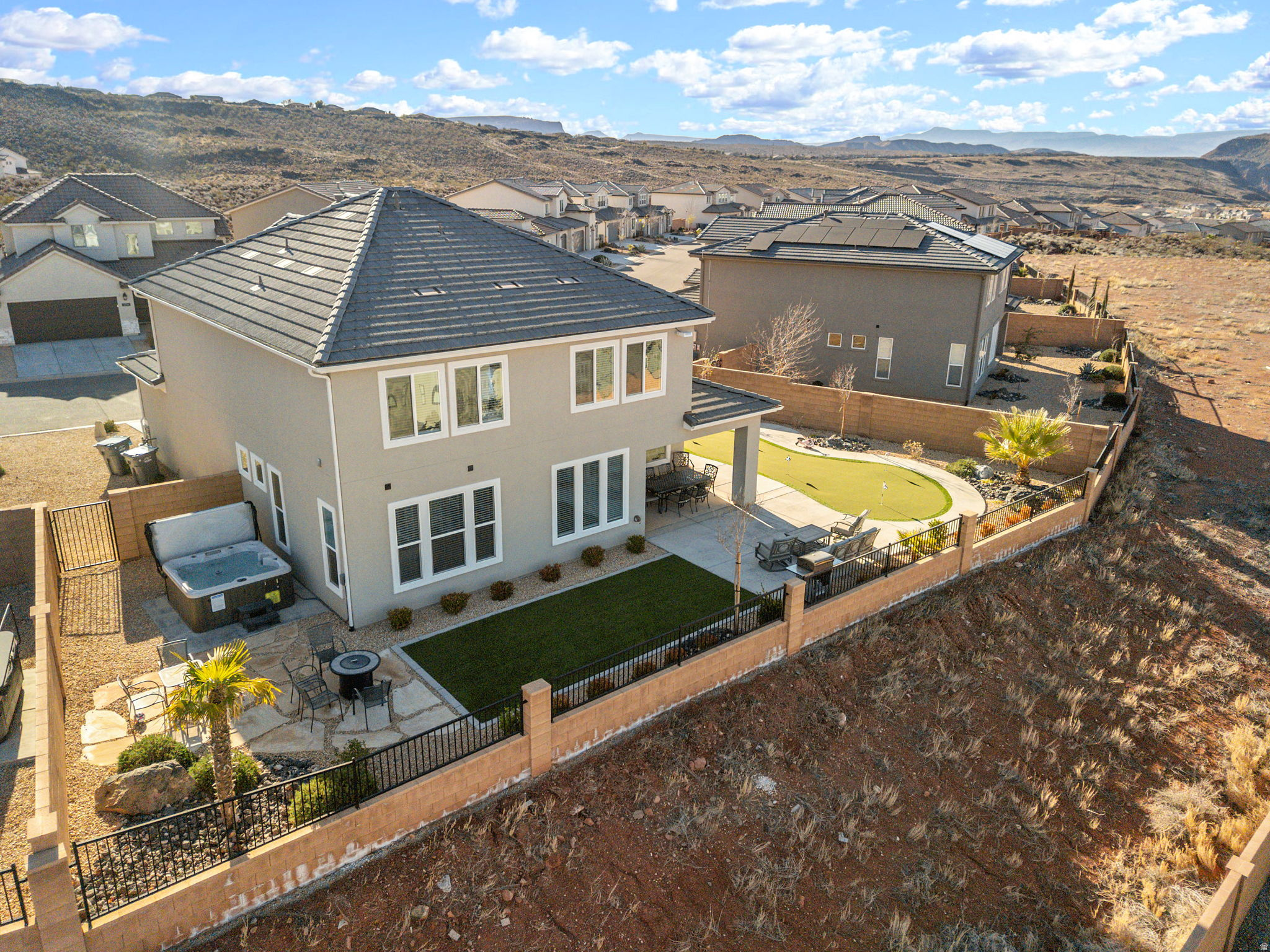 main property photo 3