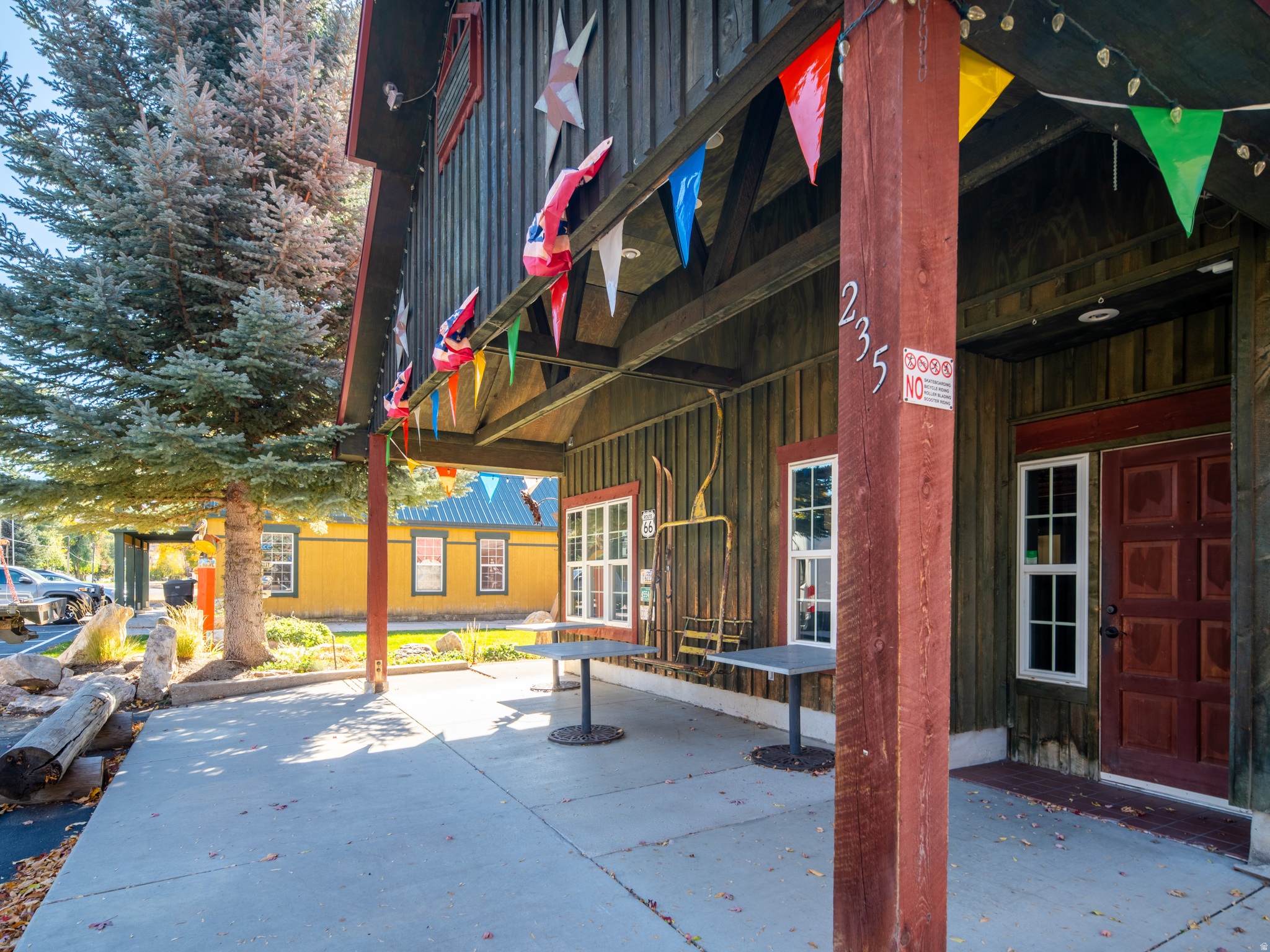 main property photo 8