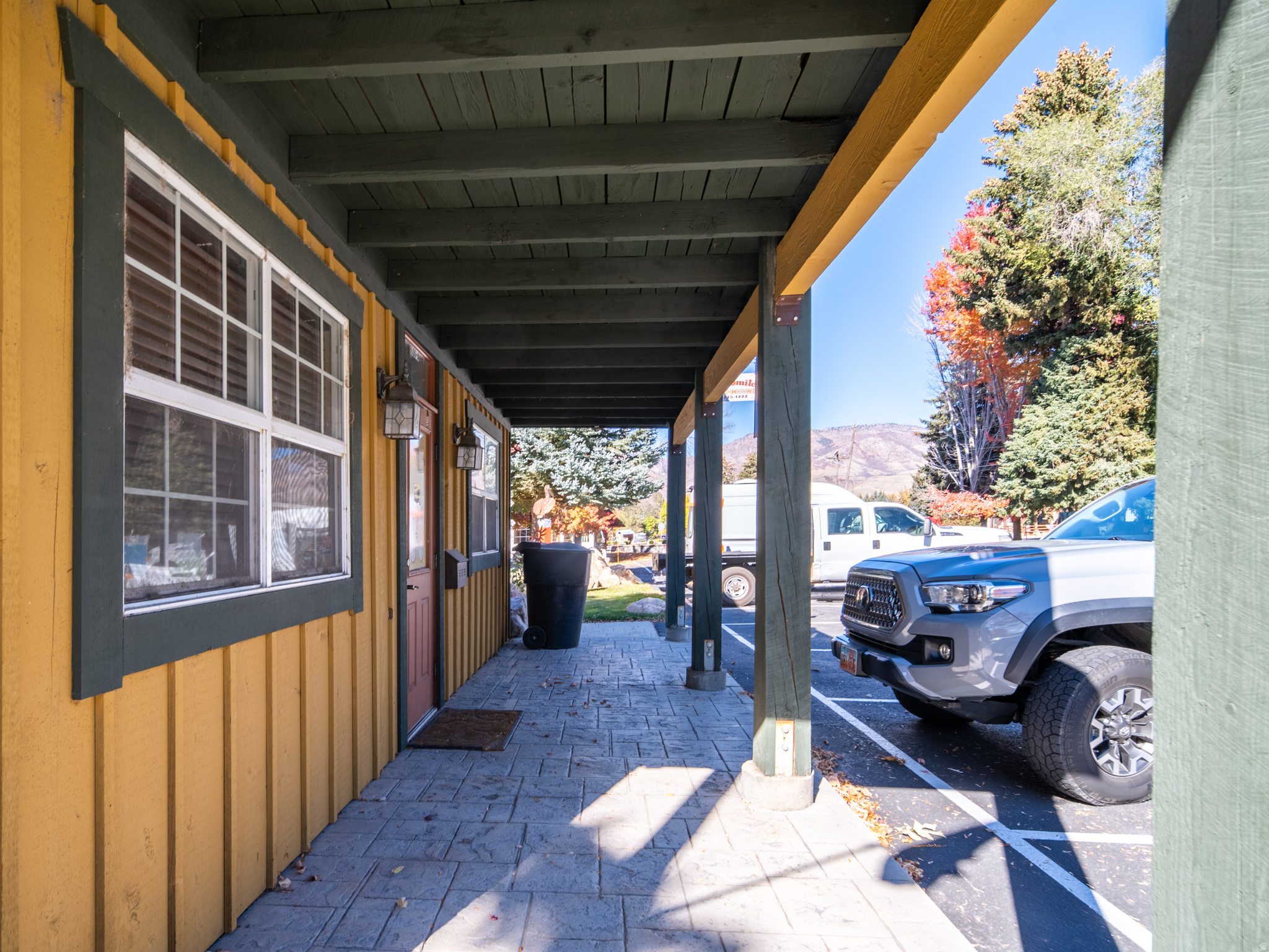 main property photo 27