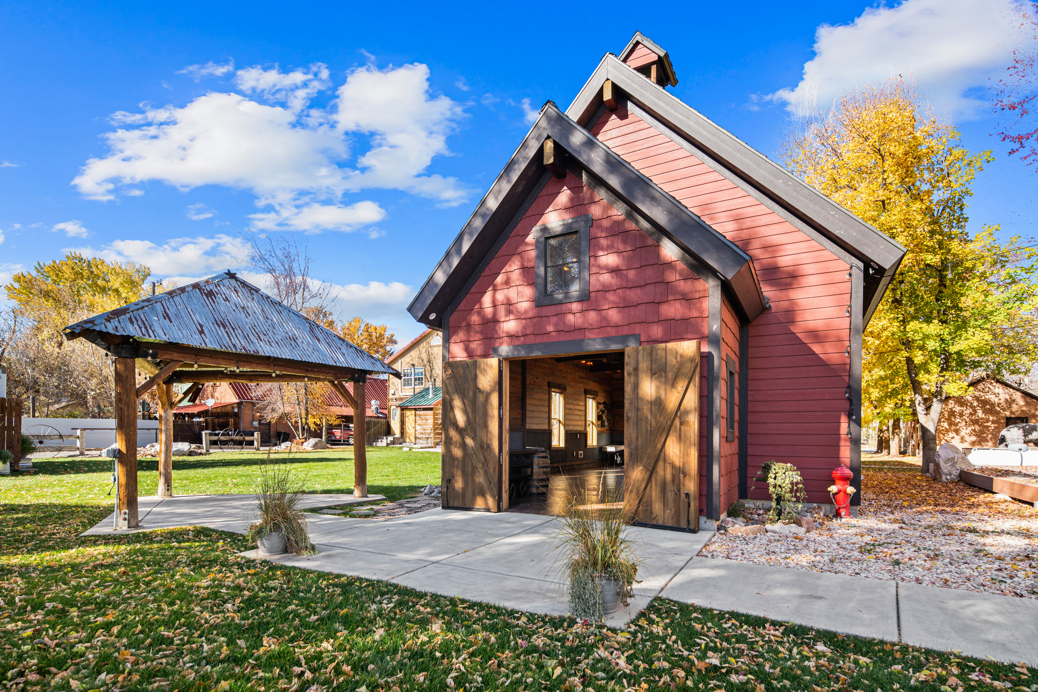 main property photo 43