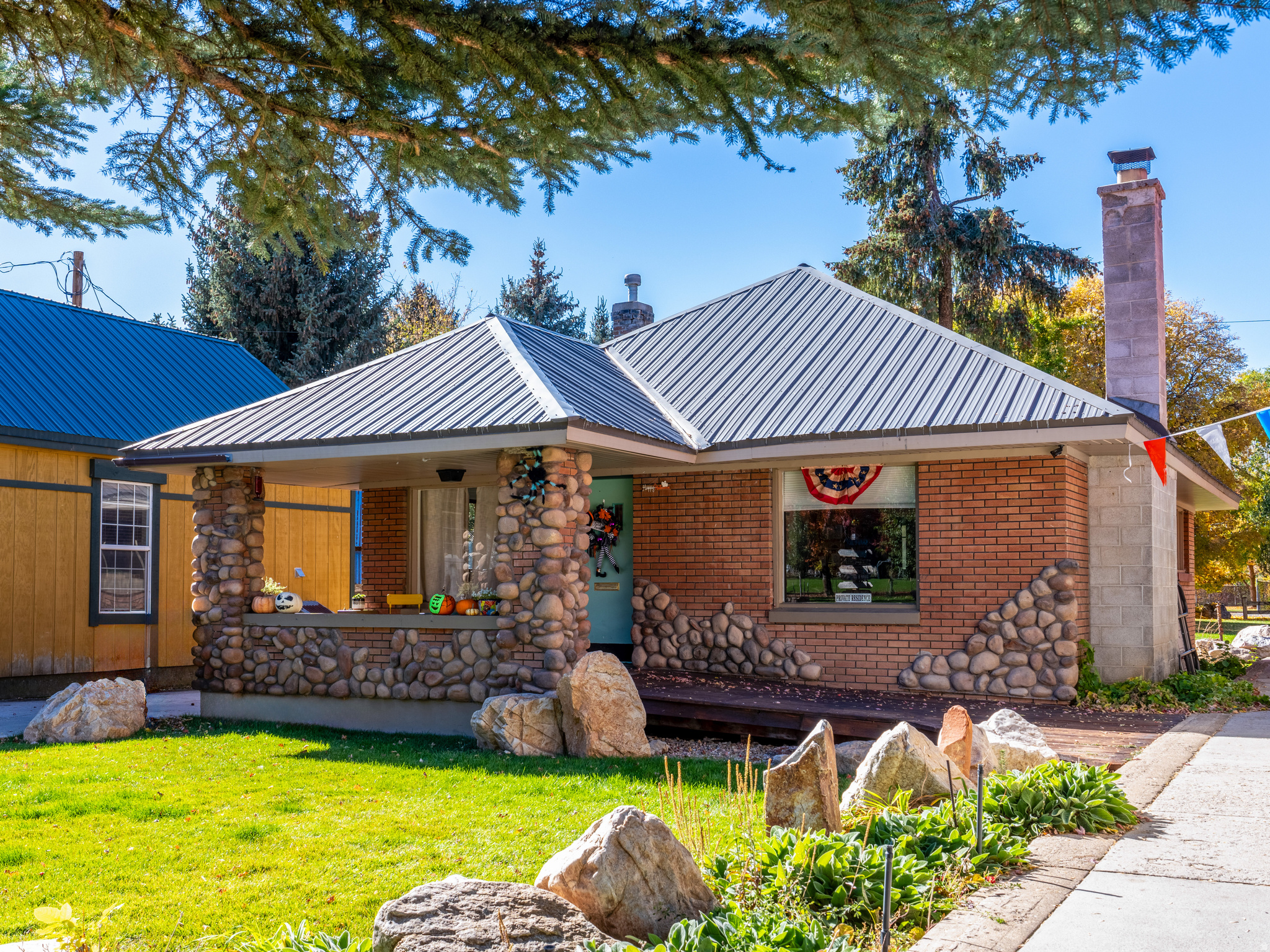 main property photo 21