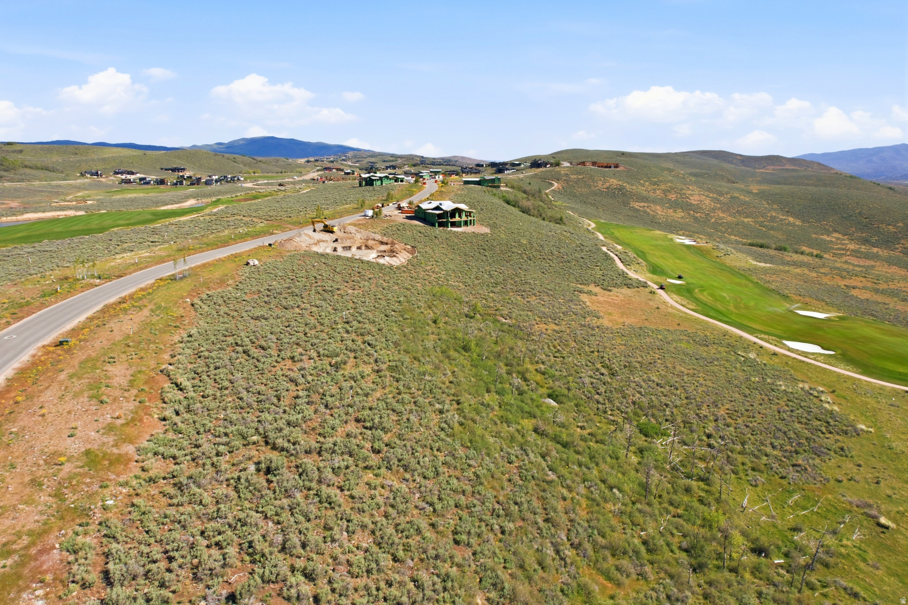 main property photo 16