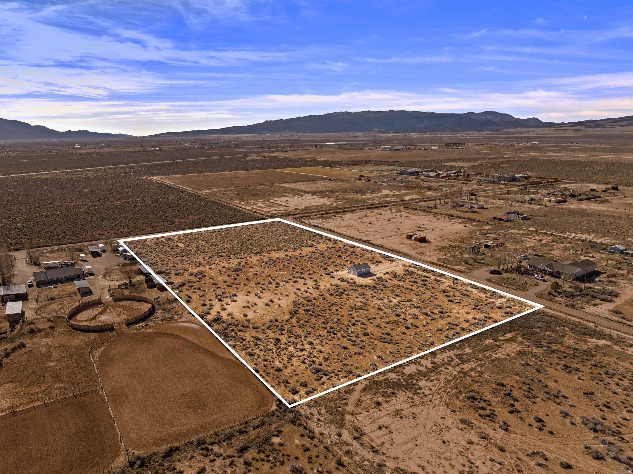 main property photo 13