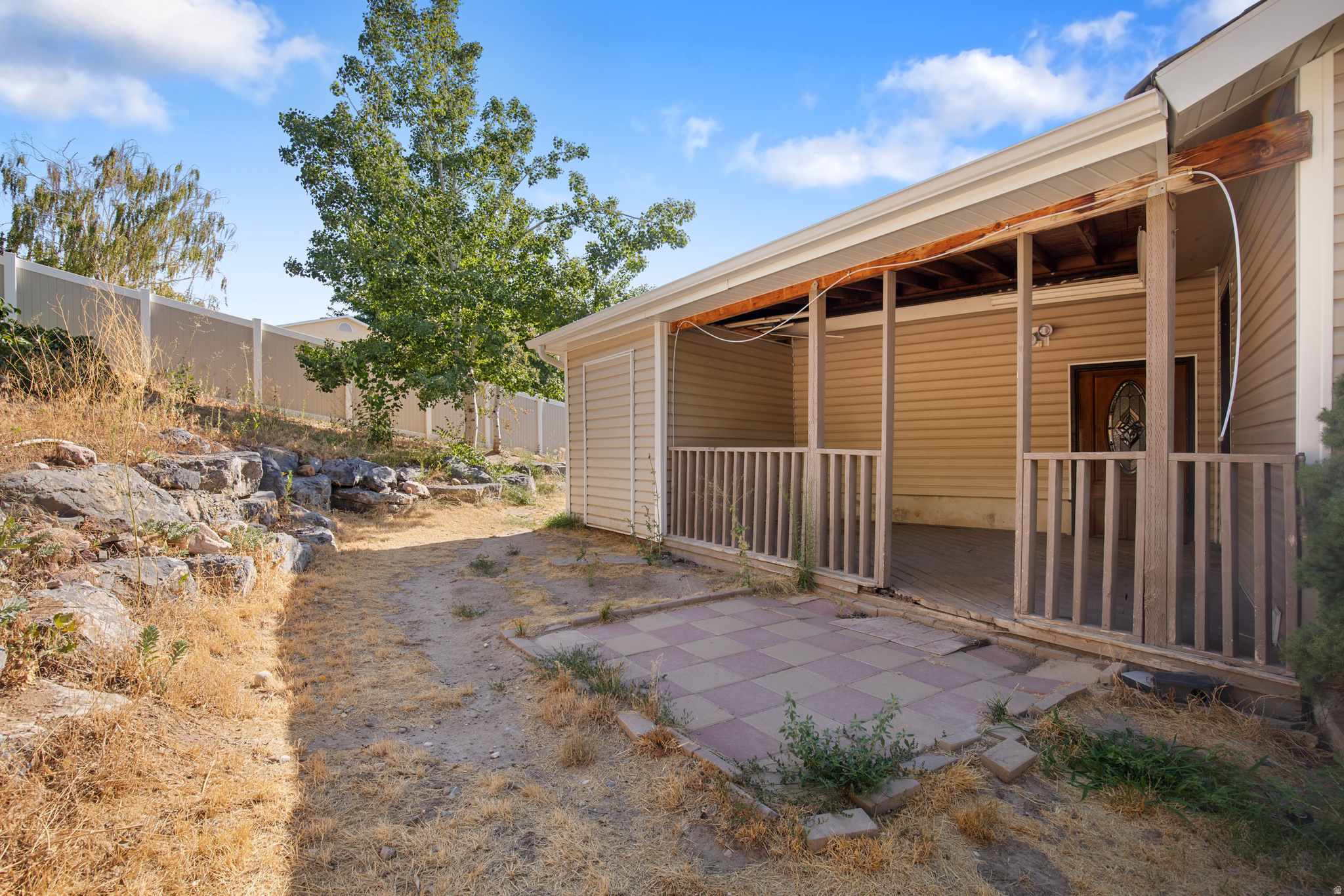 main property photo 12