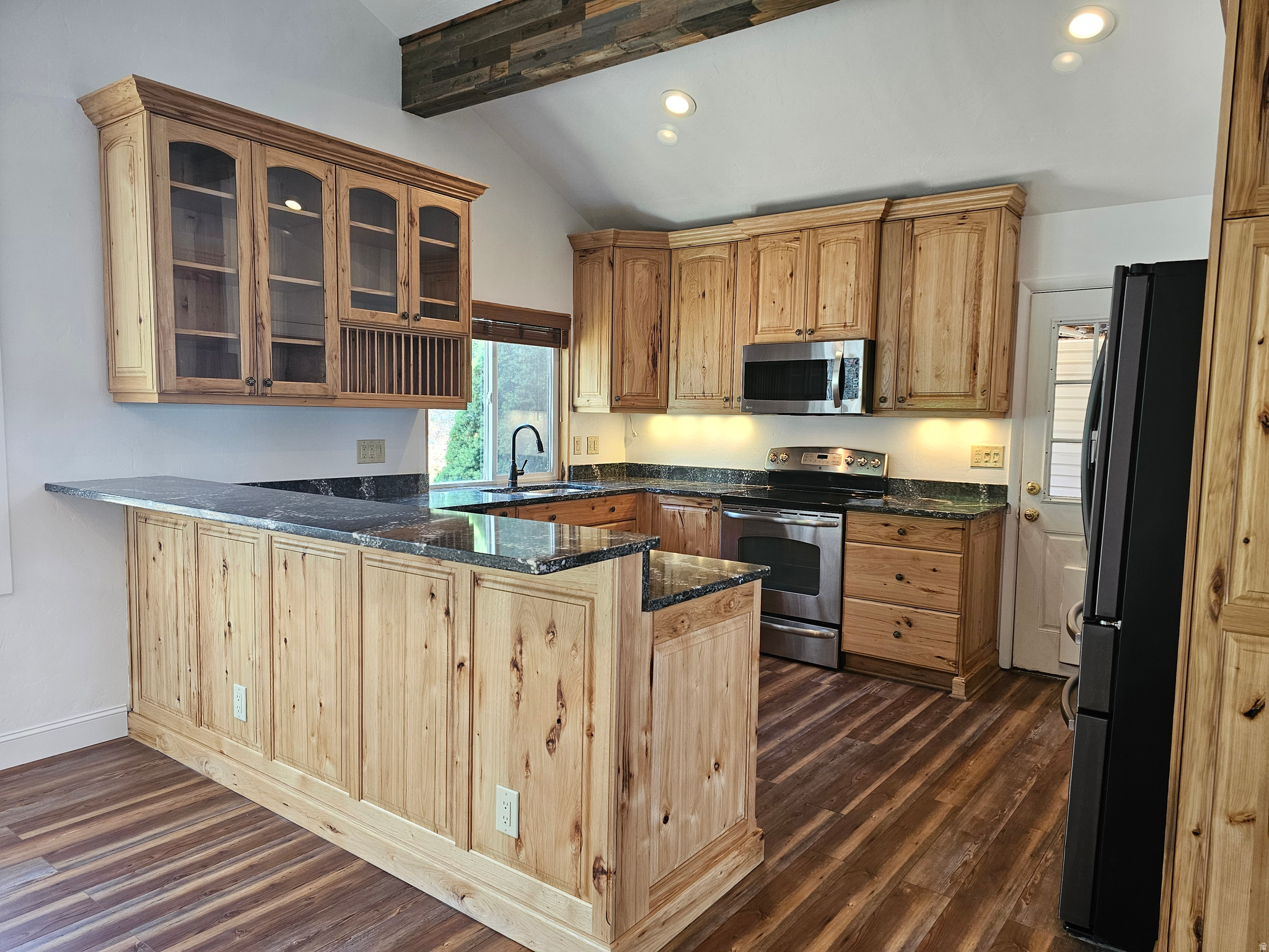 main property photo 41
