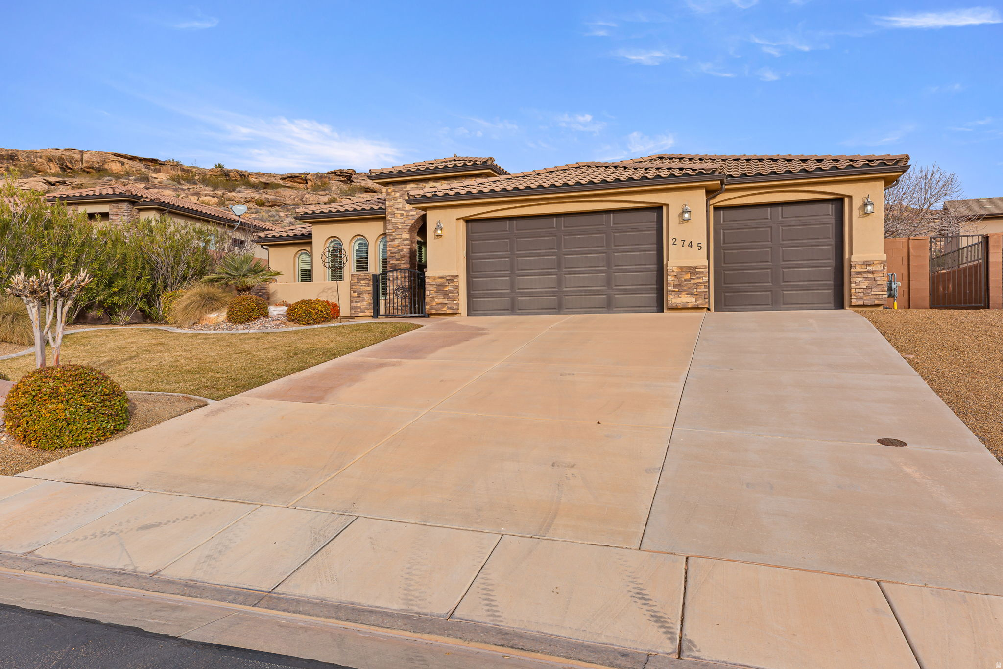 main property photo 2
