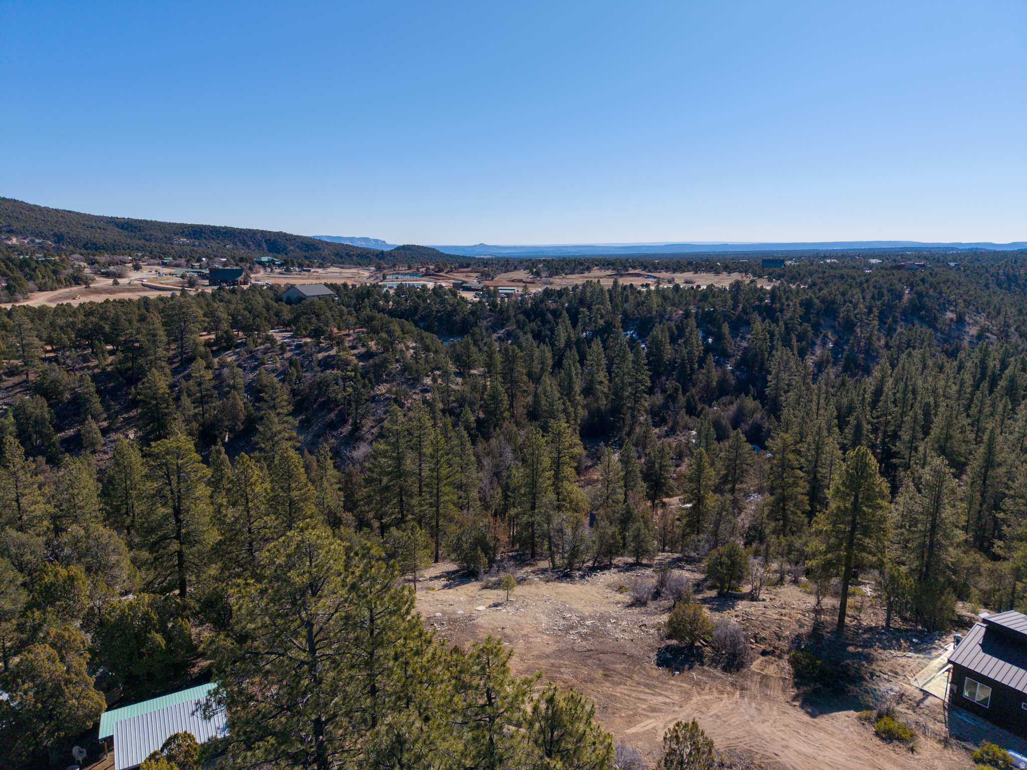main property photo 7
