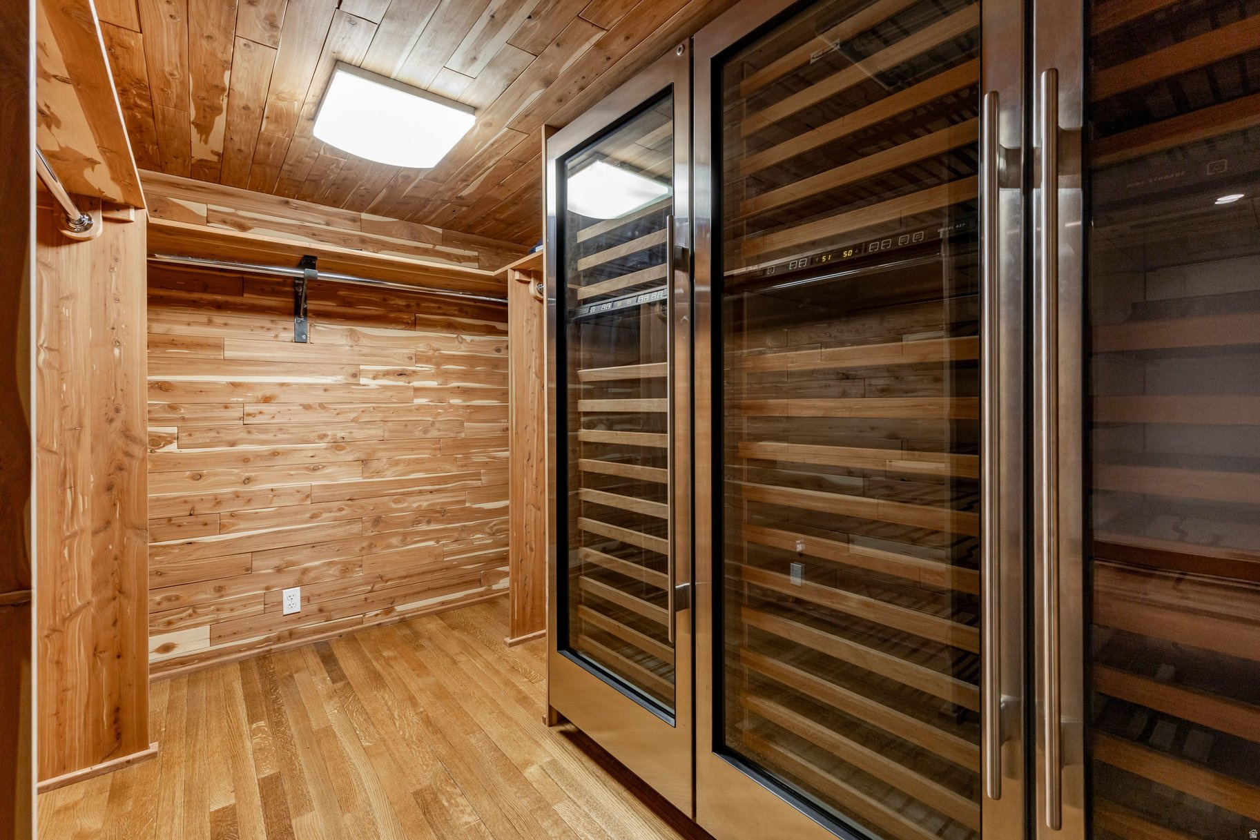 main property photo 58