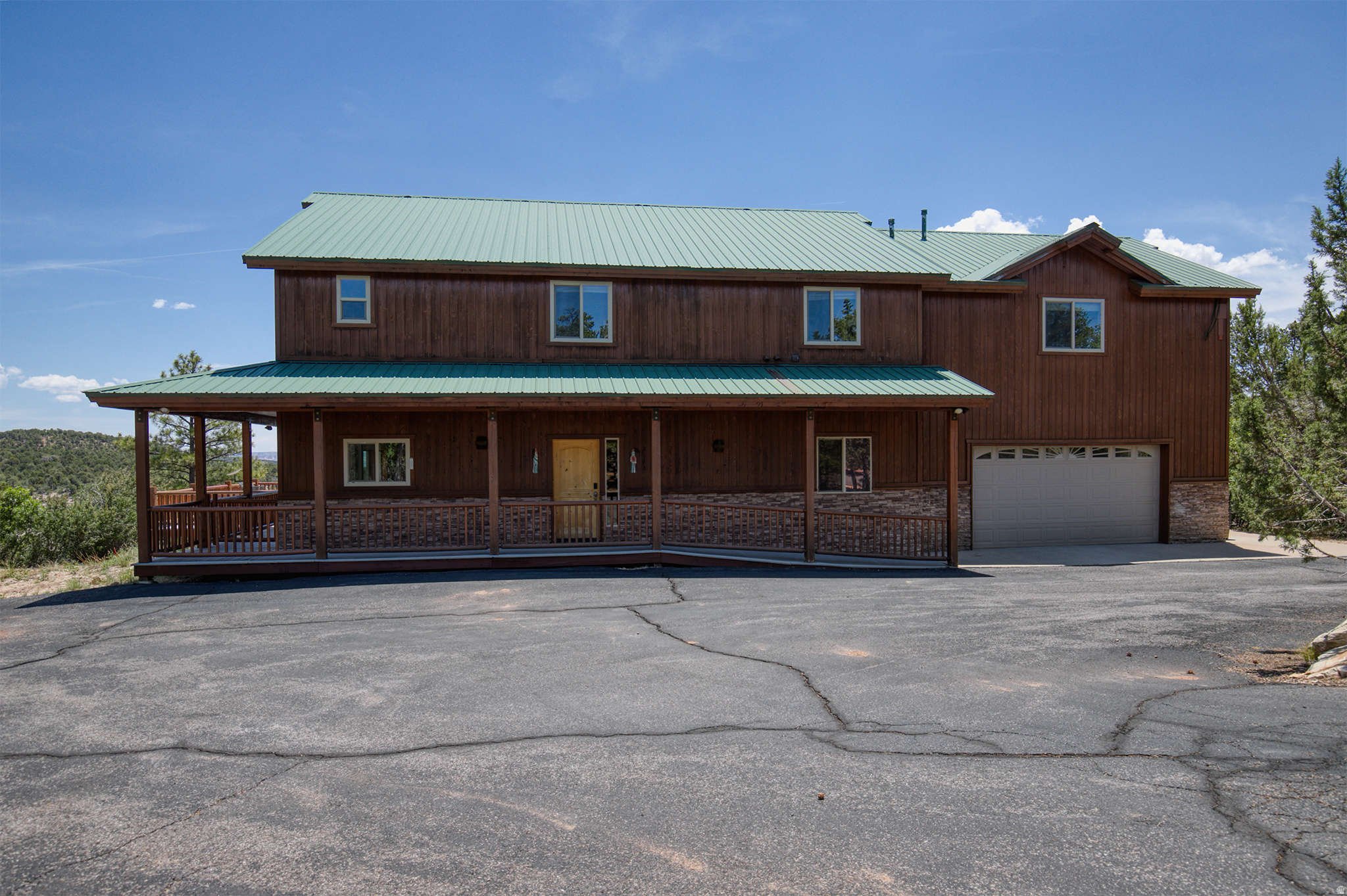 main property photo 10