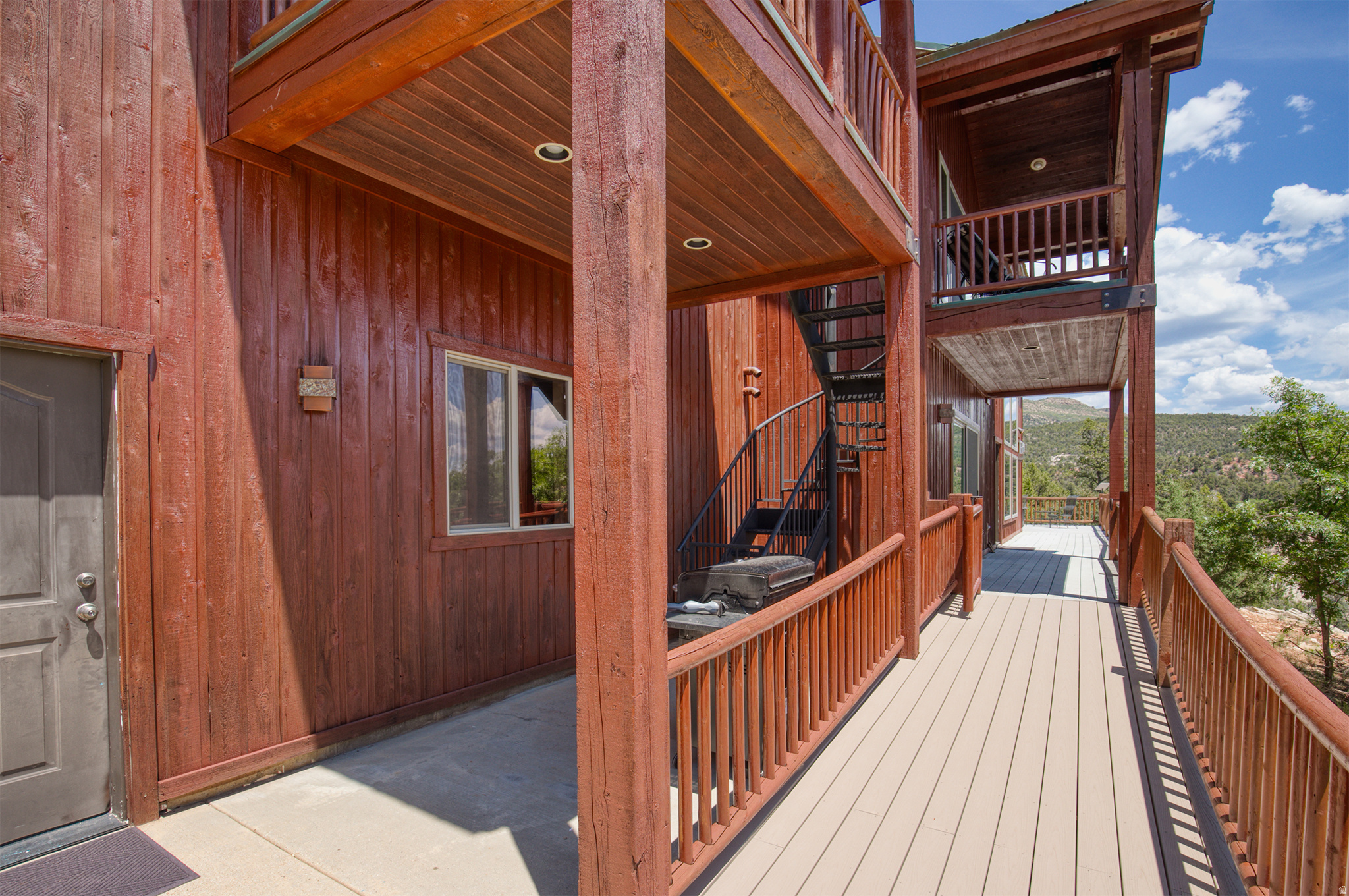 main property photo 15