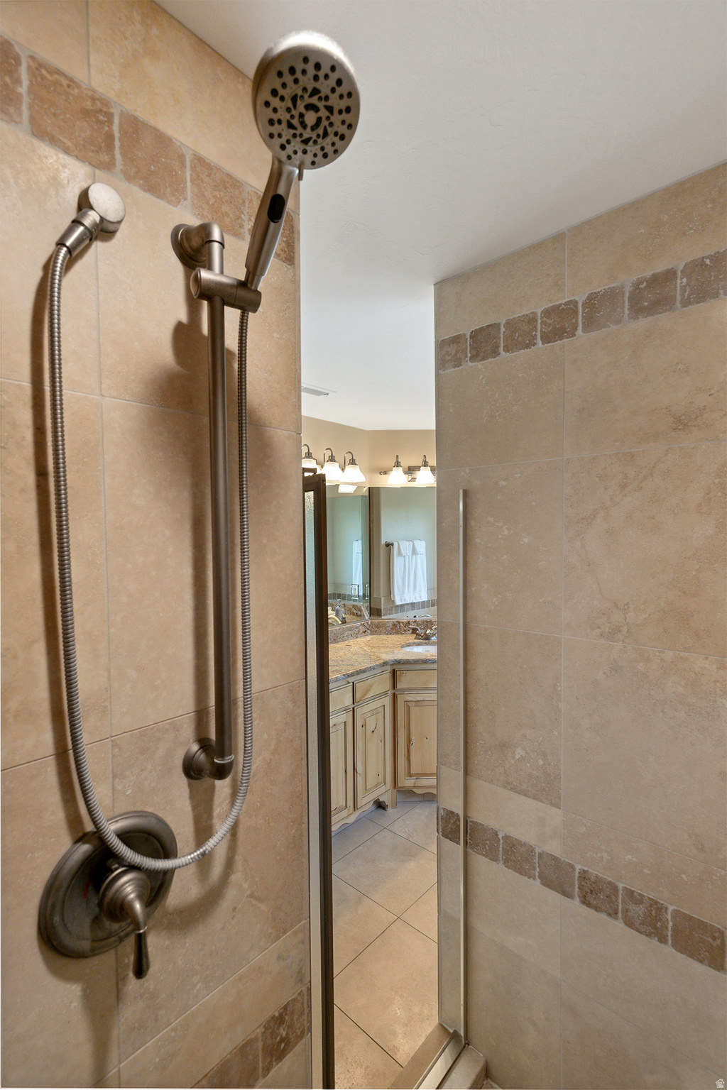main property photo 73