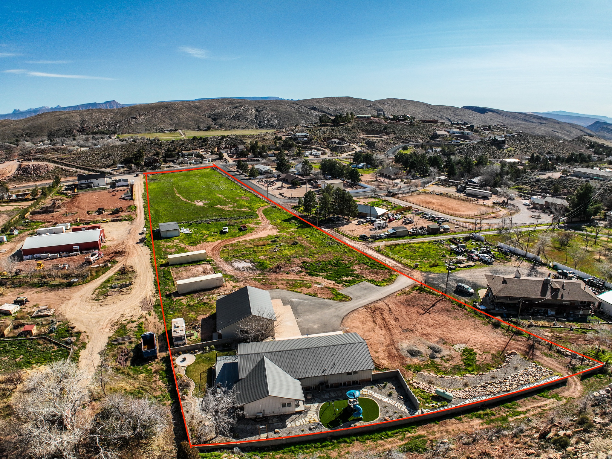 main property photo 11