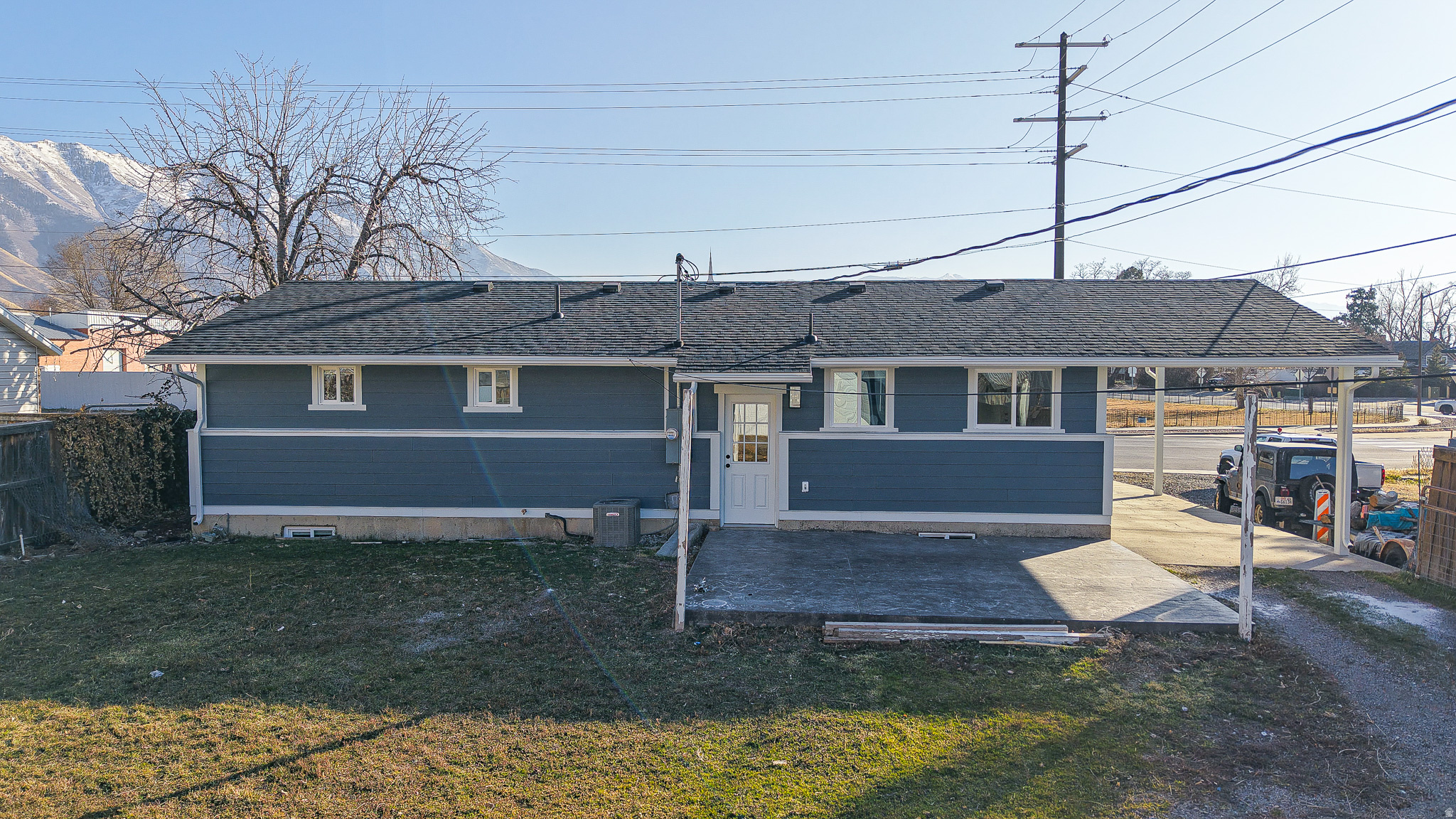 main property photo 30