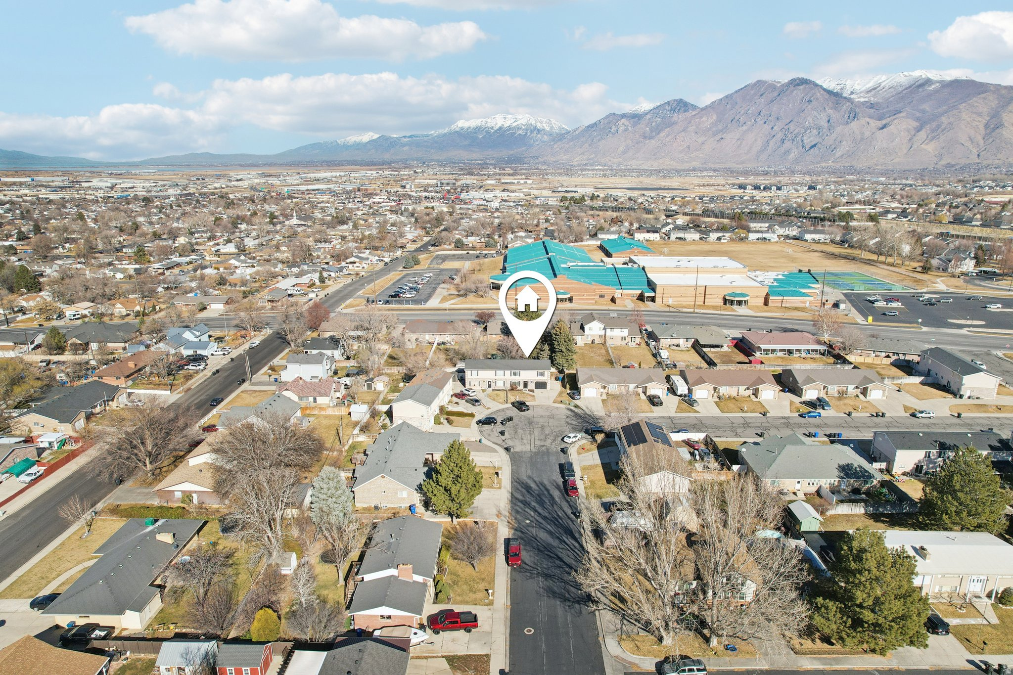 main property photo 25
