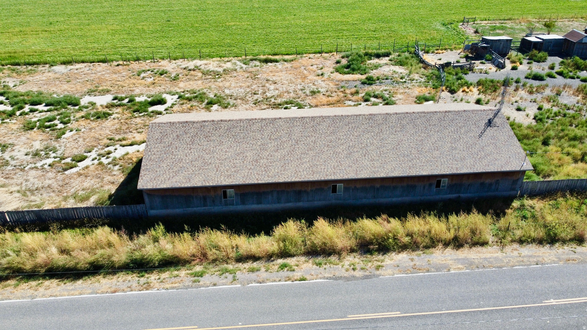 main property photo 40