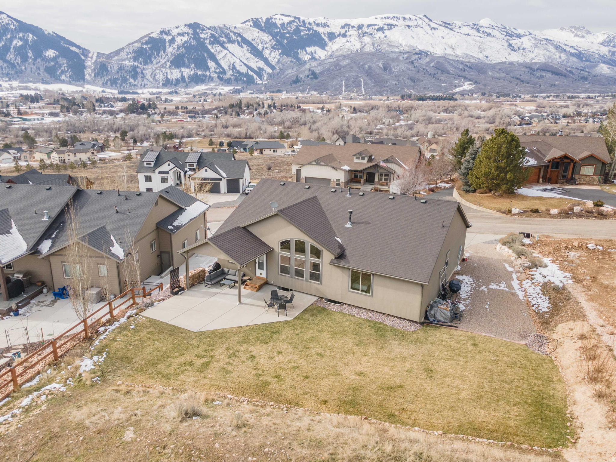 main property photo 43