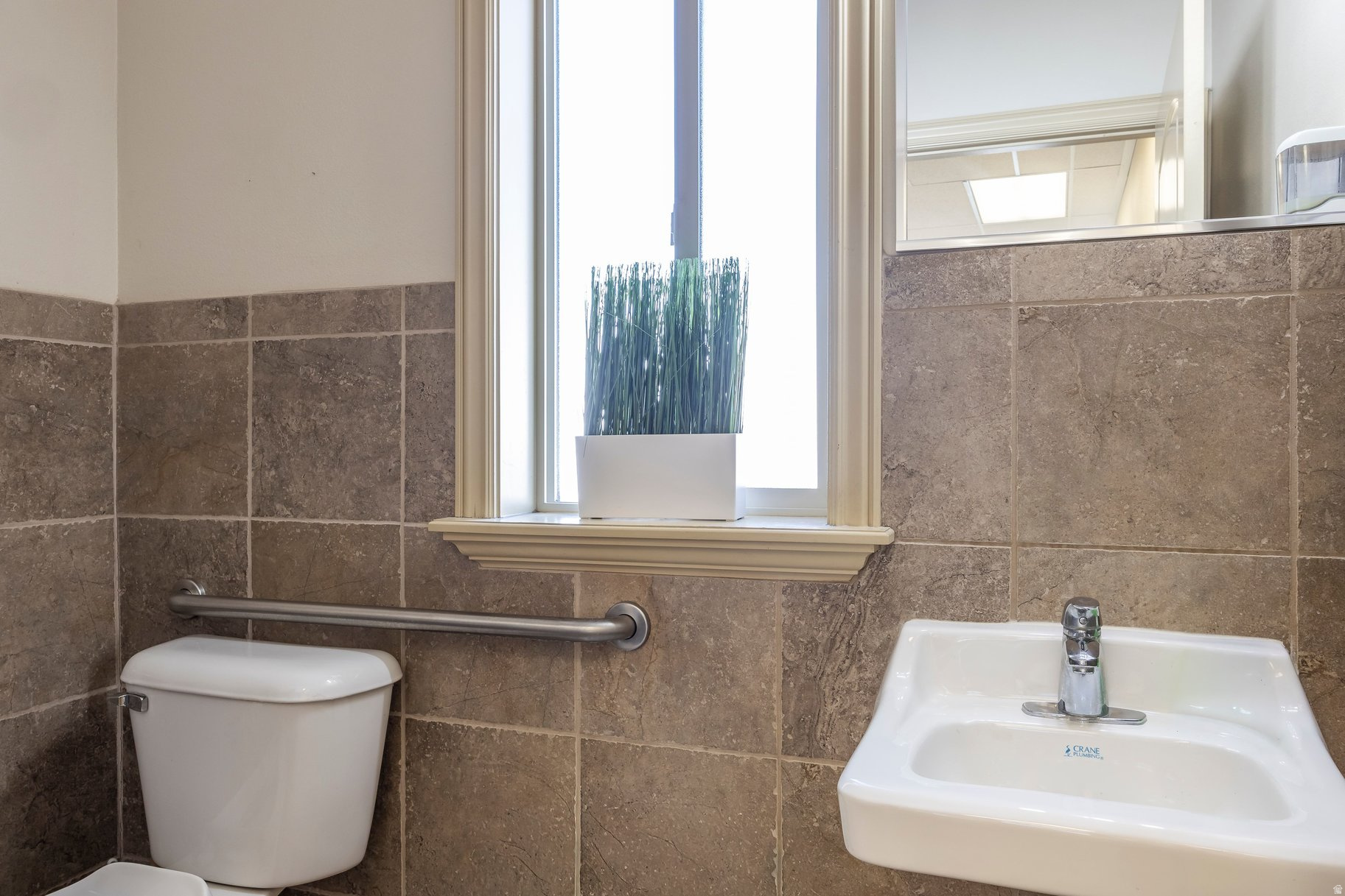 main property photo 12