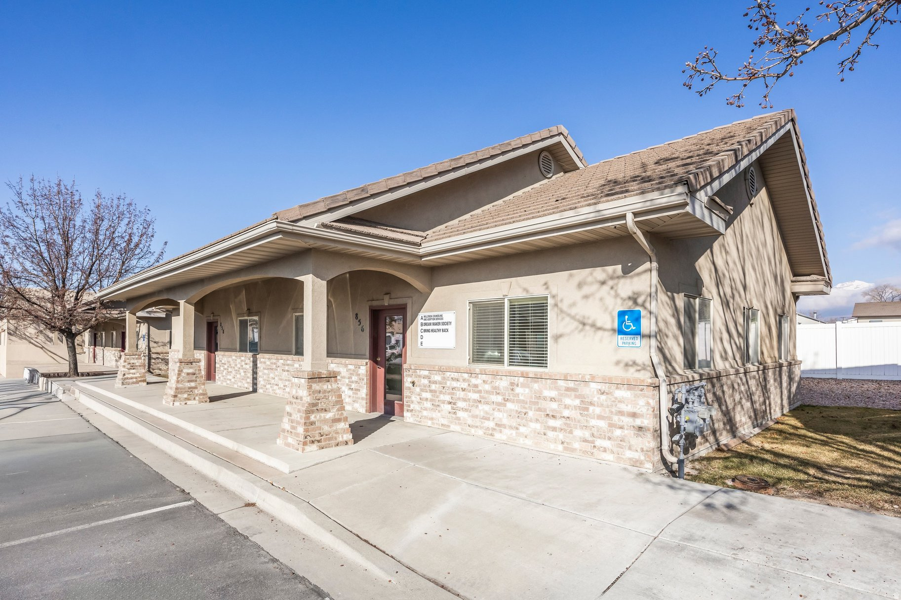 main property photo 16