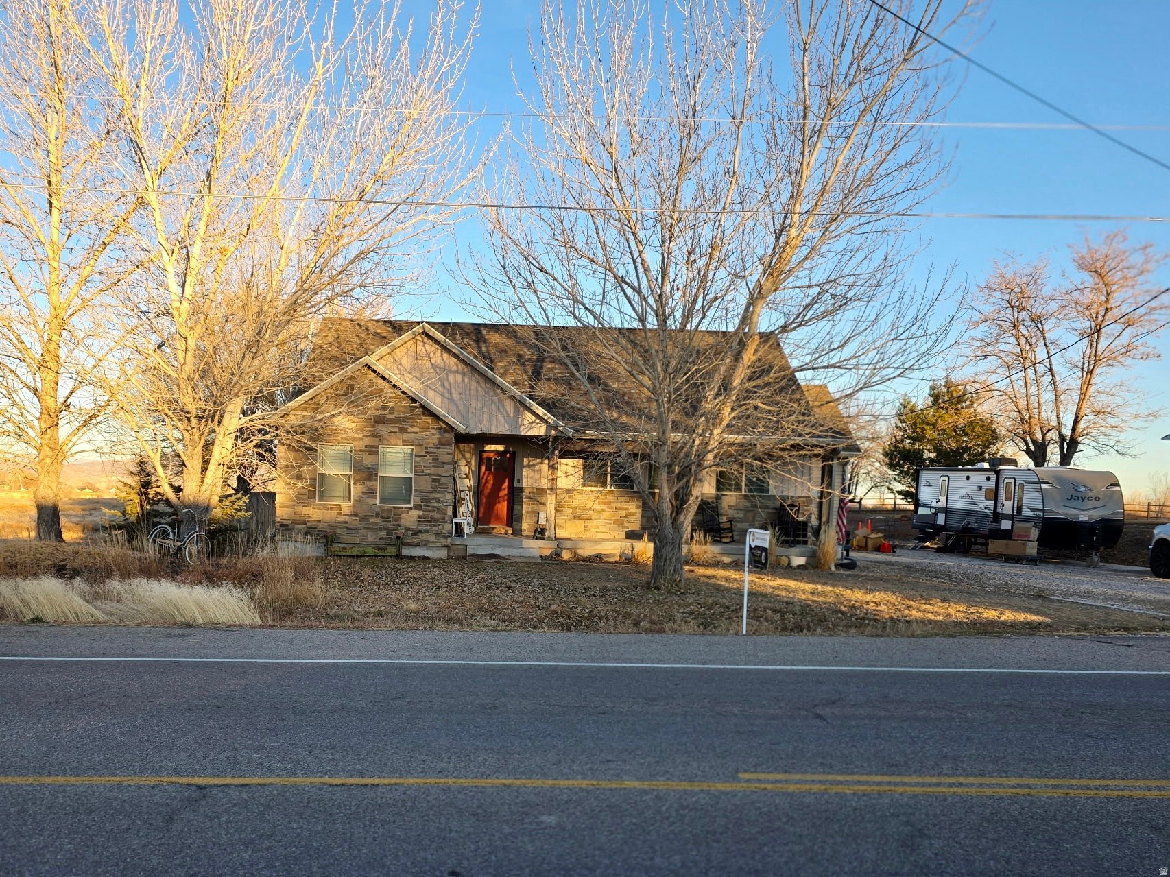 main property photo 7